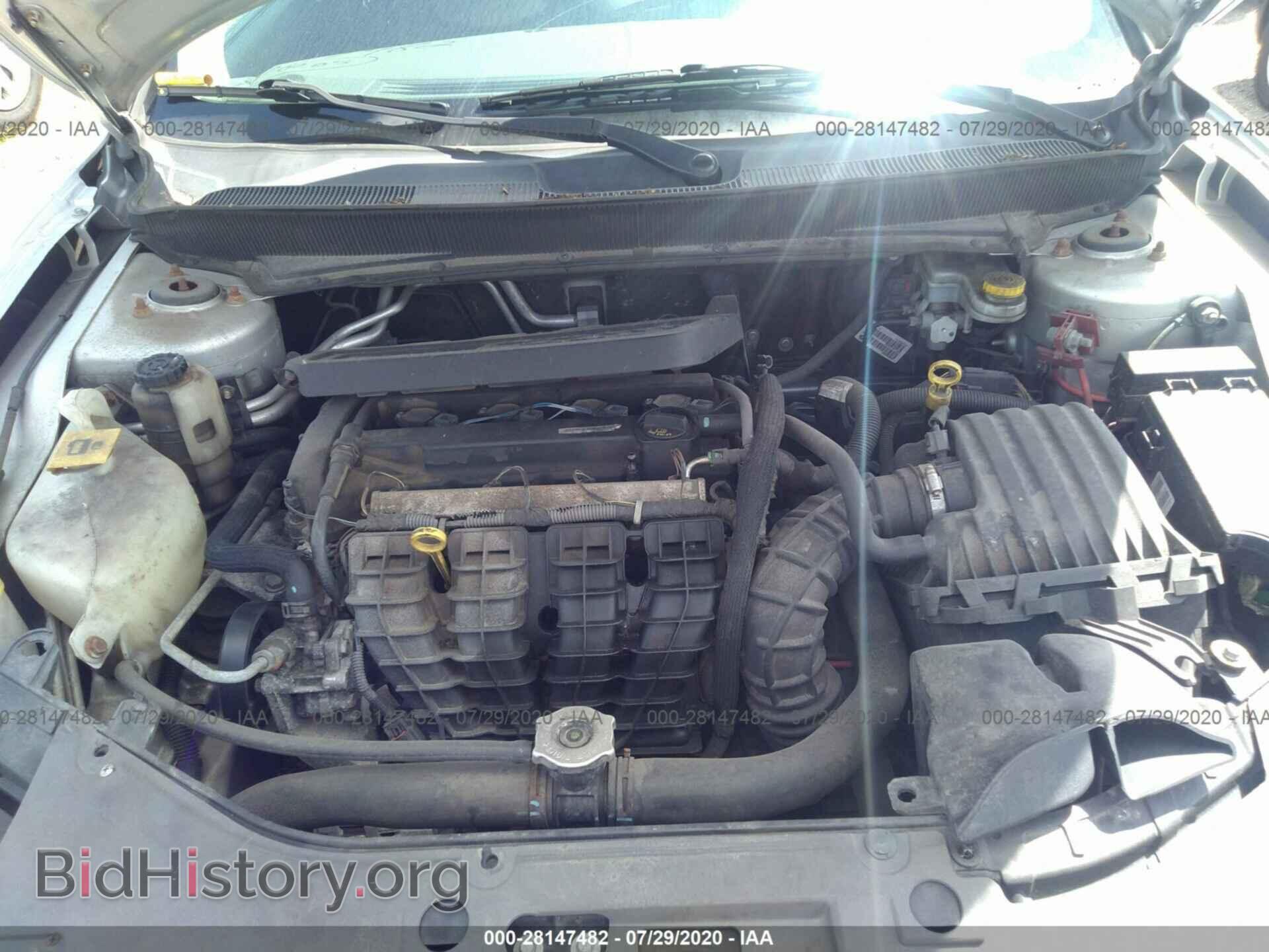 2010 CHRYSLER SEBRING - VIN: 1C3CC5FB9AN147002 - Фото 10