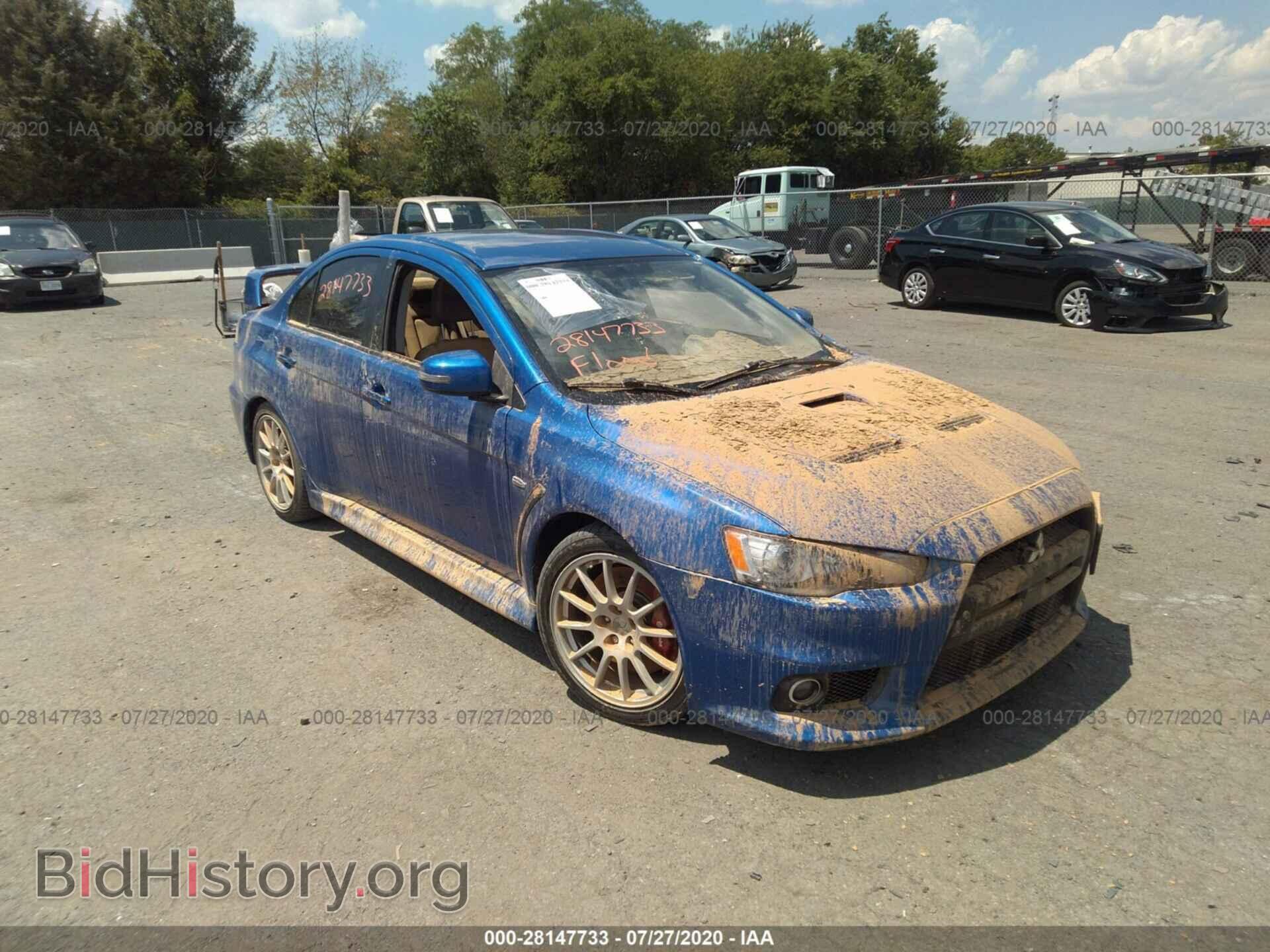 Photo JA32W8FV2FU009825 - MITSUBISHI LANCER EVOLUTION 2015