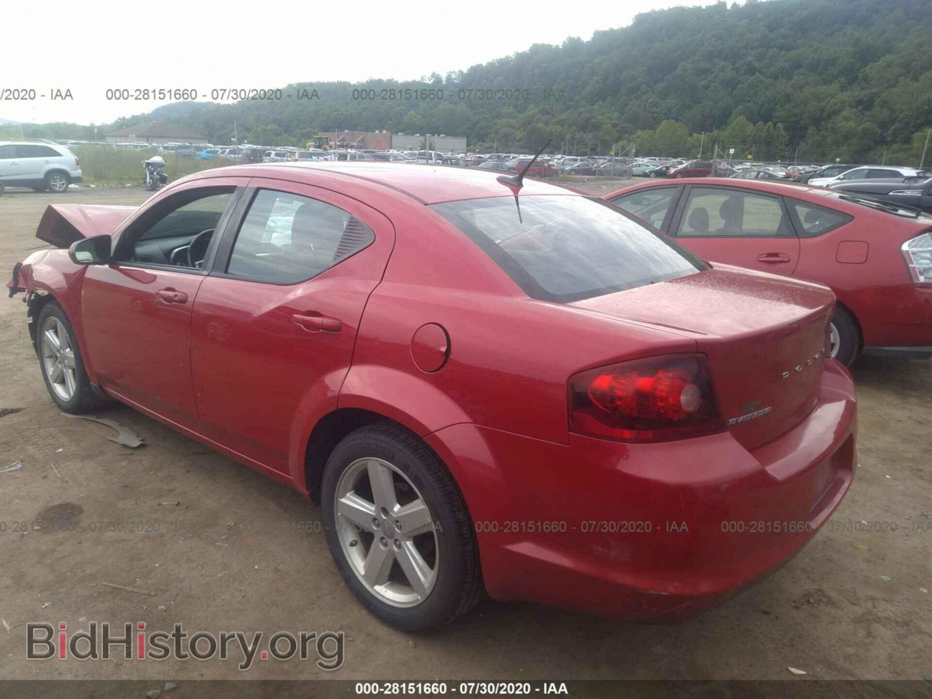 2011 DODGE AVENGER - VIN: 1B3BD1FB4BN585300 - Фото 3