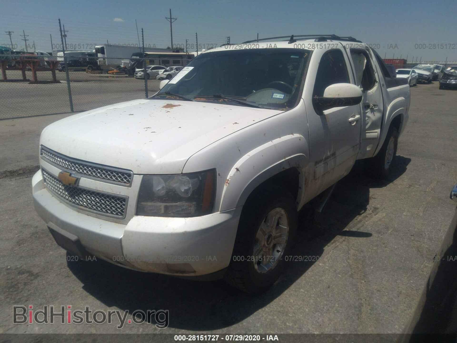2012 CHEVROLET AVALANCHE - VIN: 3GNTKFE74CG229692 - Фото 2