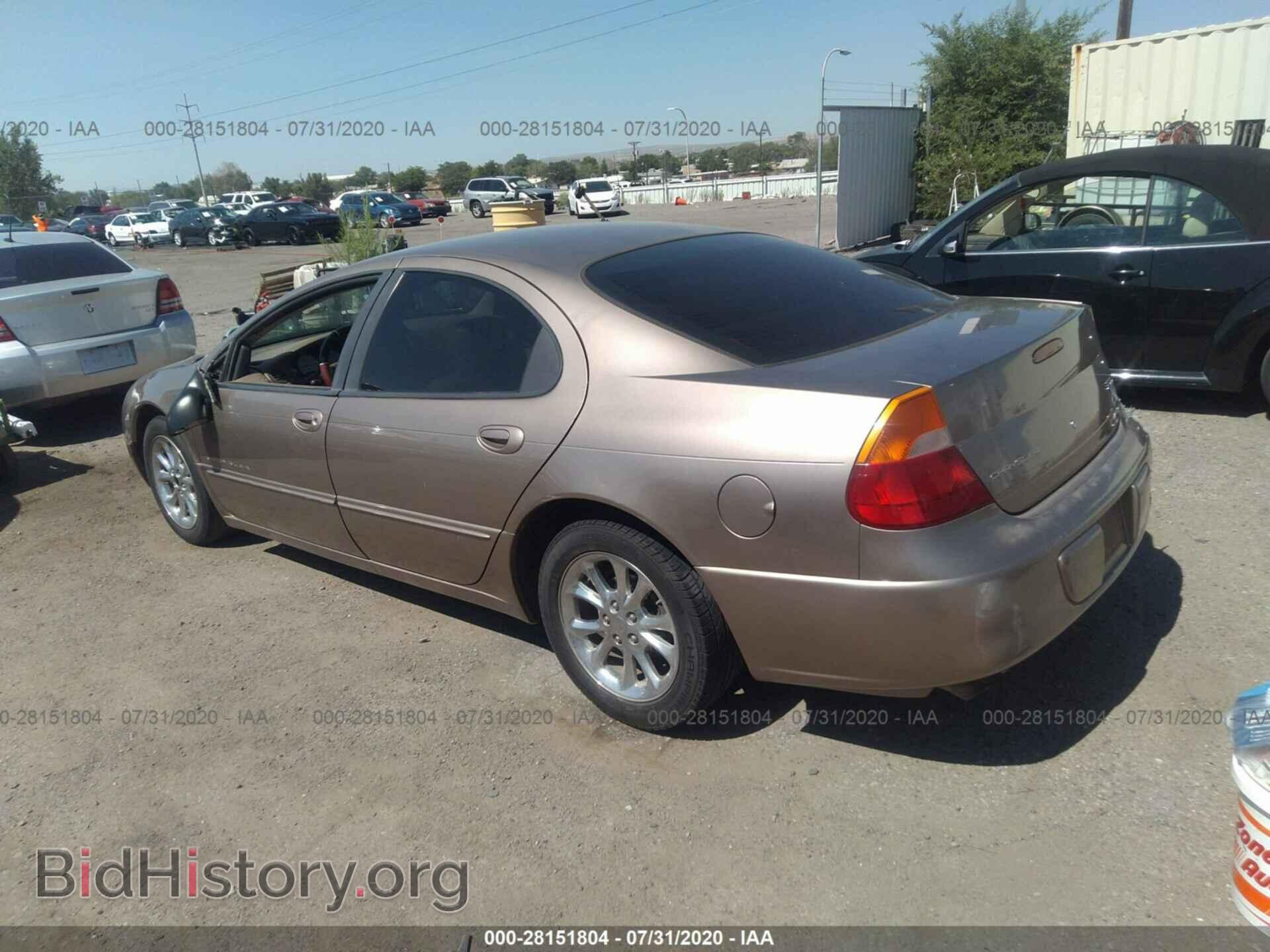 2000 CHRYSLER 300M - VIN: 2C3HE66G0YH282065 - Фото 3