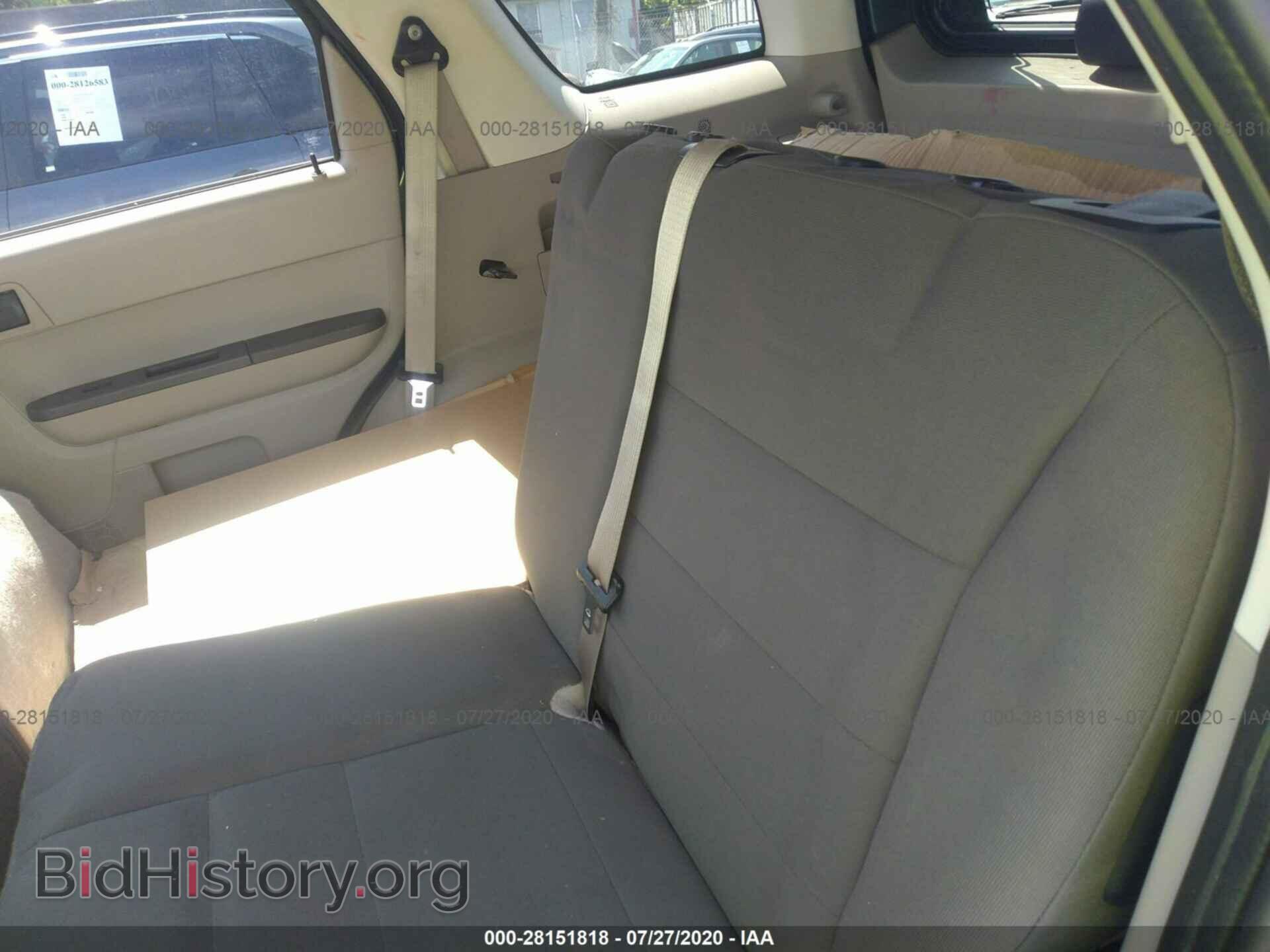 2011 FORD ESCAPE - VIN: 1FMCU0C76BKC53353 - Фото 8