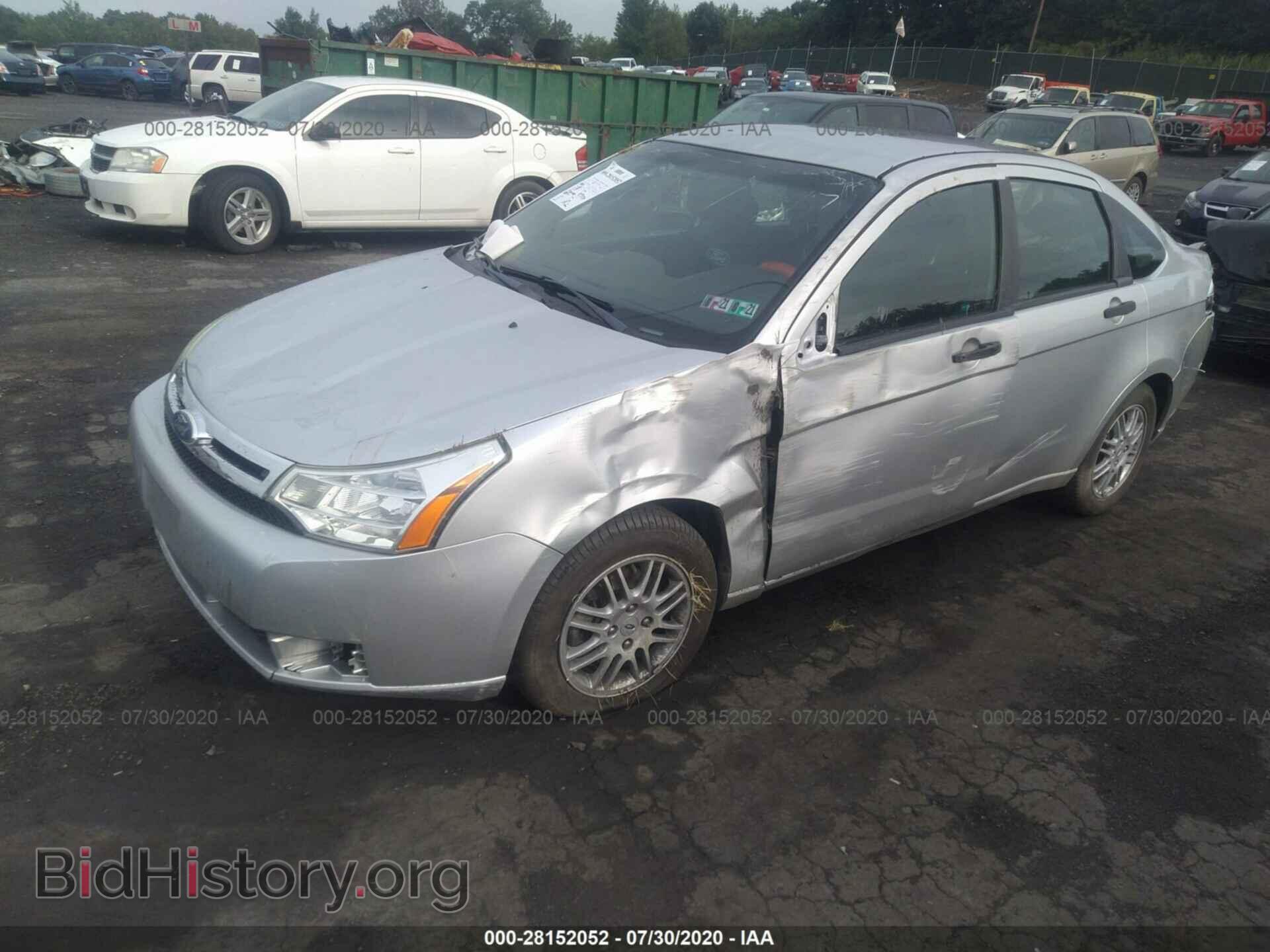 2011 FORD FOCUS - VIN: 1FAHP3FN2BW198542 - Фото 2