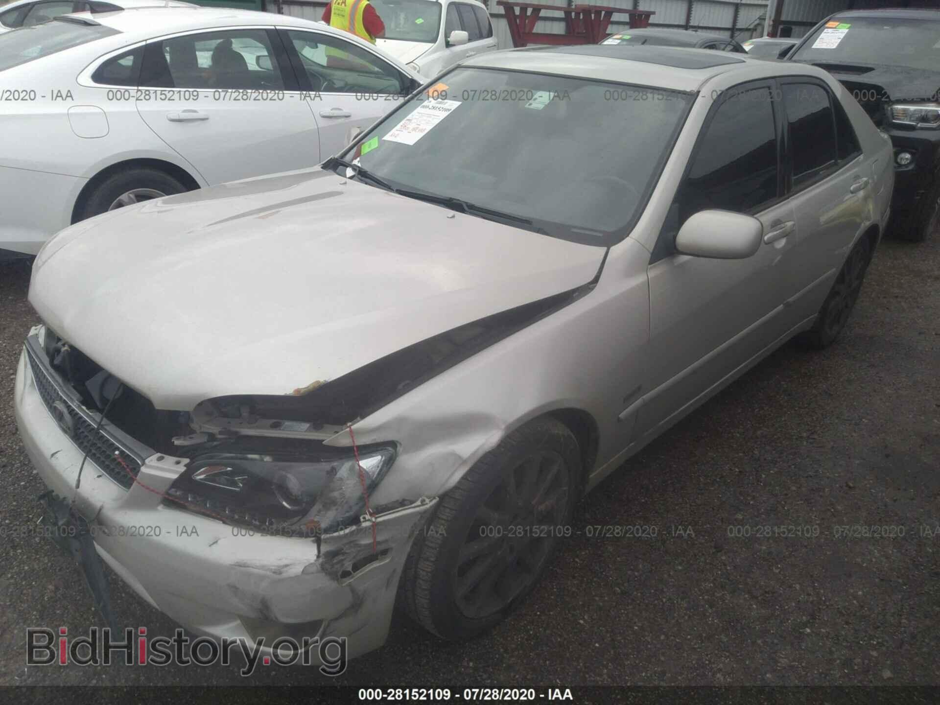 2004 LEXUS IS 300 - VIN: JTHBD192240093275 - Фото 2