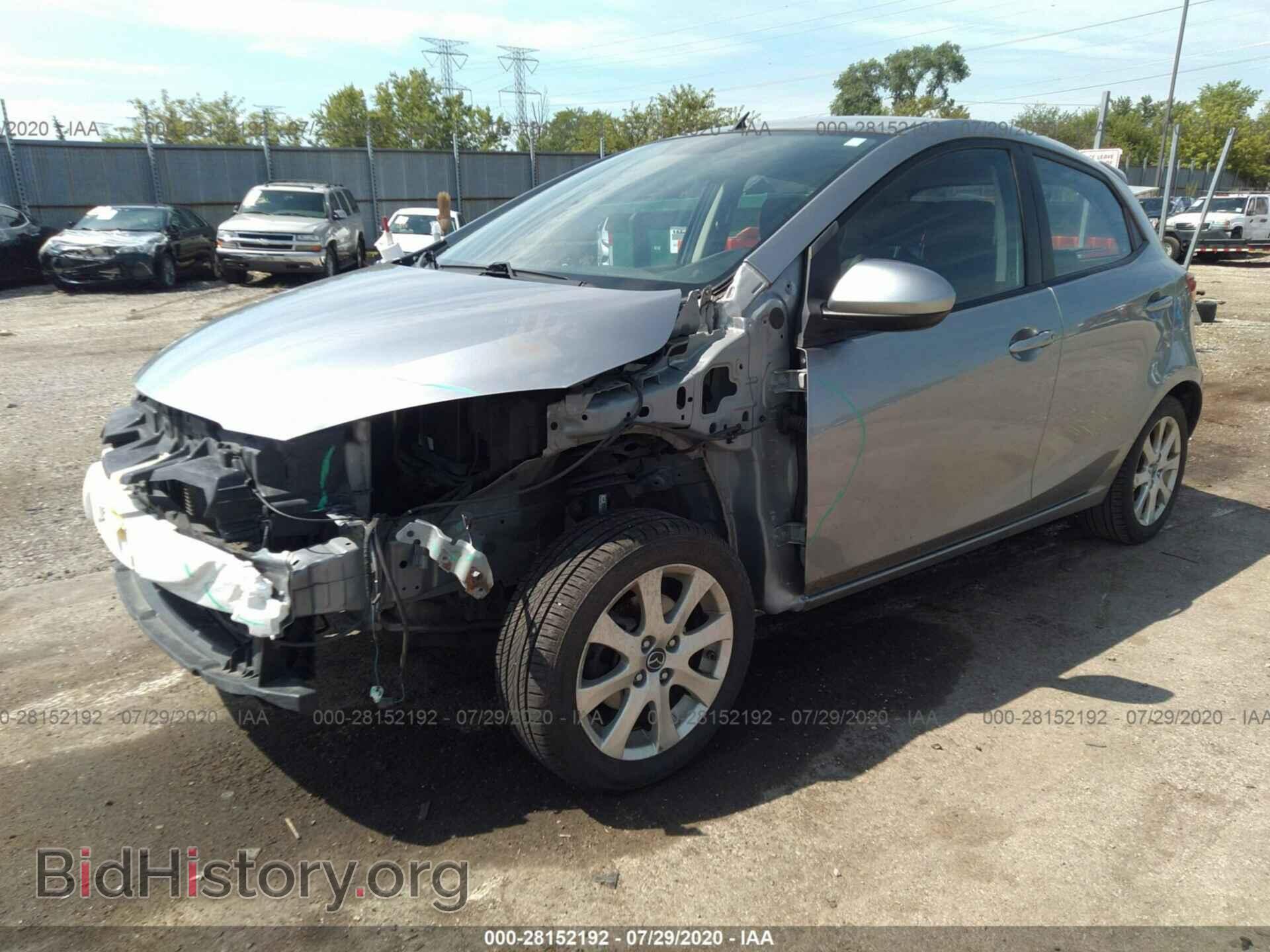 2014 MAZDA MAZDA2 - VIN: JM1DE1LY7E0176268 - Фото 2