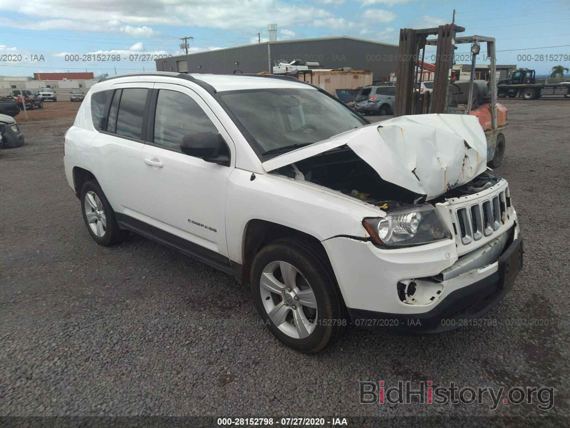 Photo 1C4NJCBA0HD155887 - JEEP COMPASS 2017