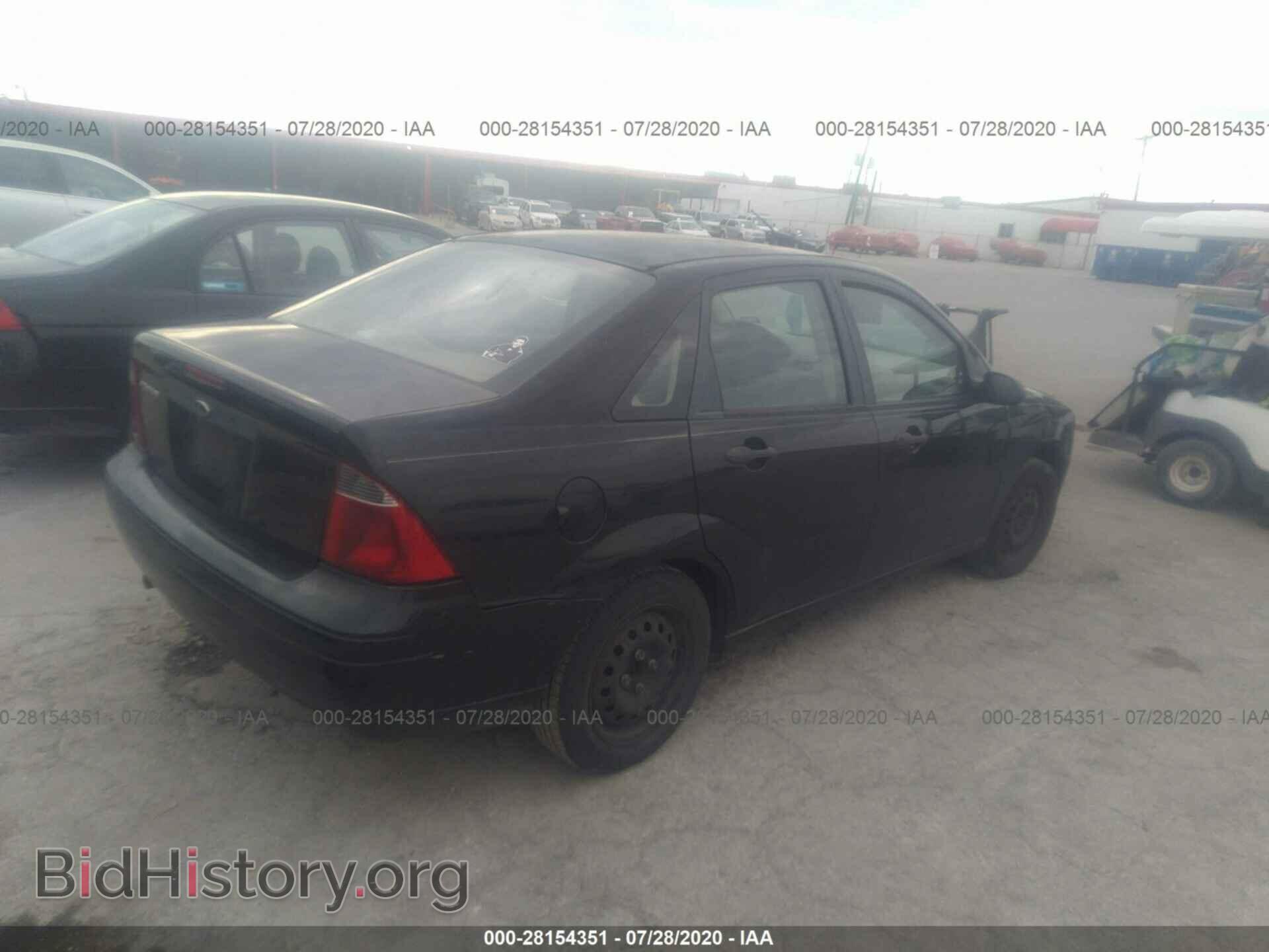 2007 FORD FOCUS - VIN: 1FAFP34N67W211133 - Фото 4