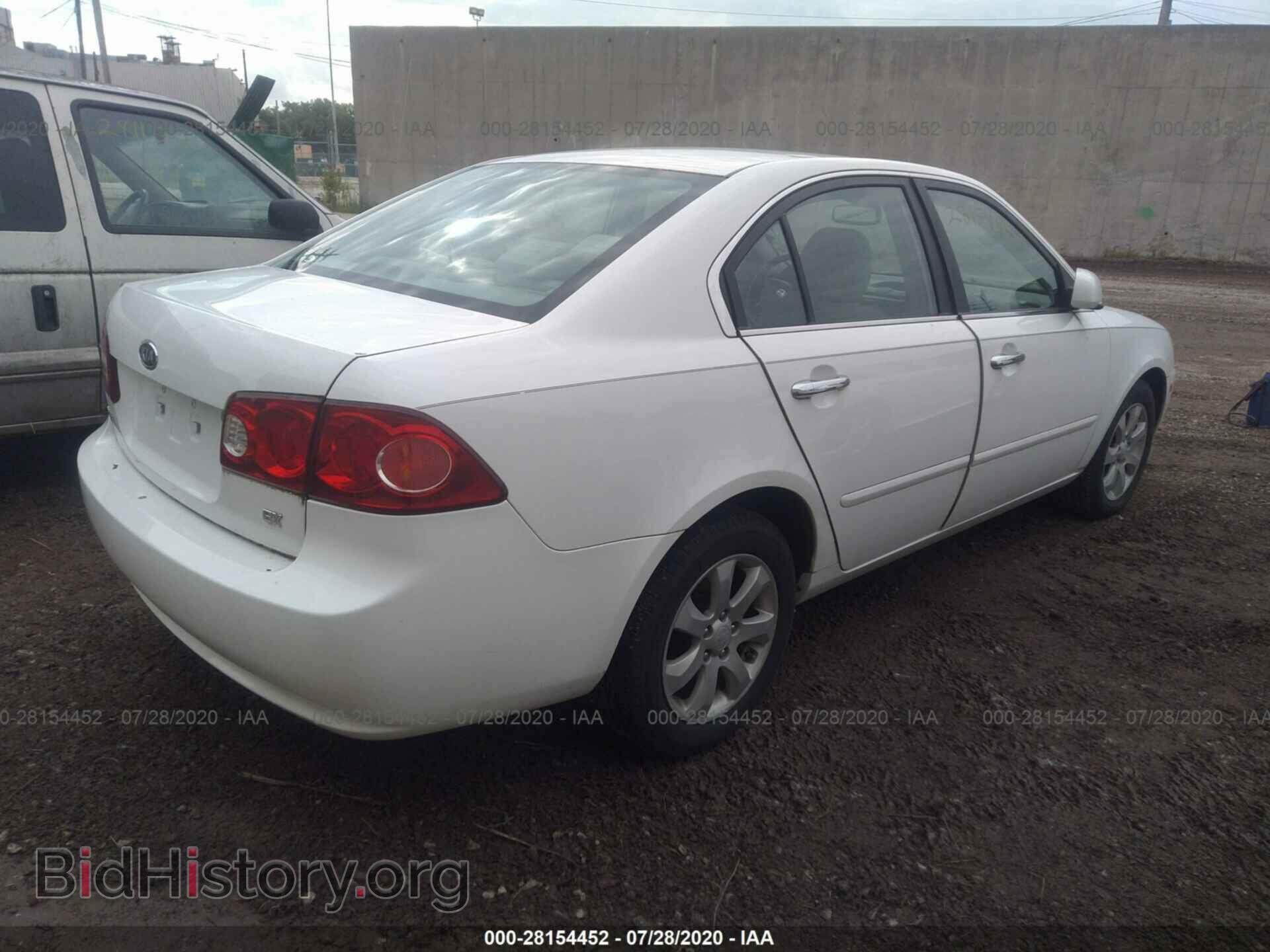2006 KIA OPTIMA - VIN: KNAGE123565072947 - Фото 4