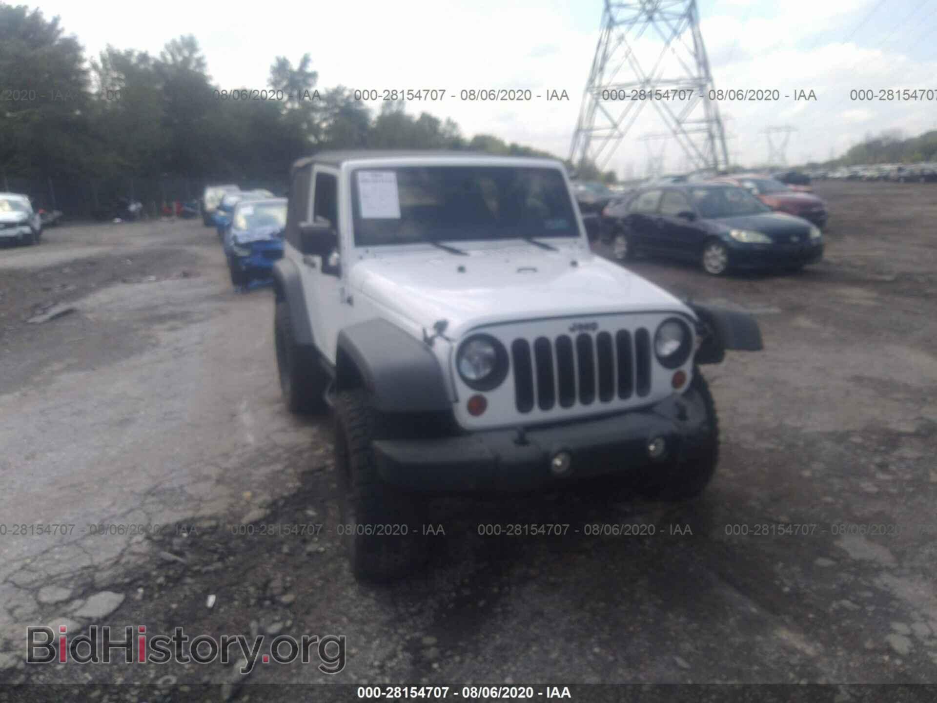 Фотография 1J4AA2D1XBL623489 - JEEP WRANGLER 2011