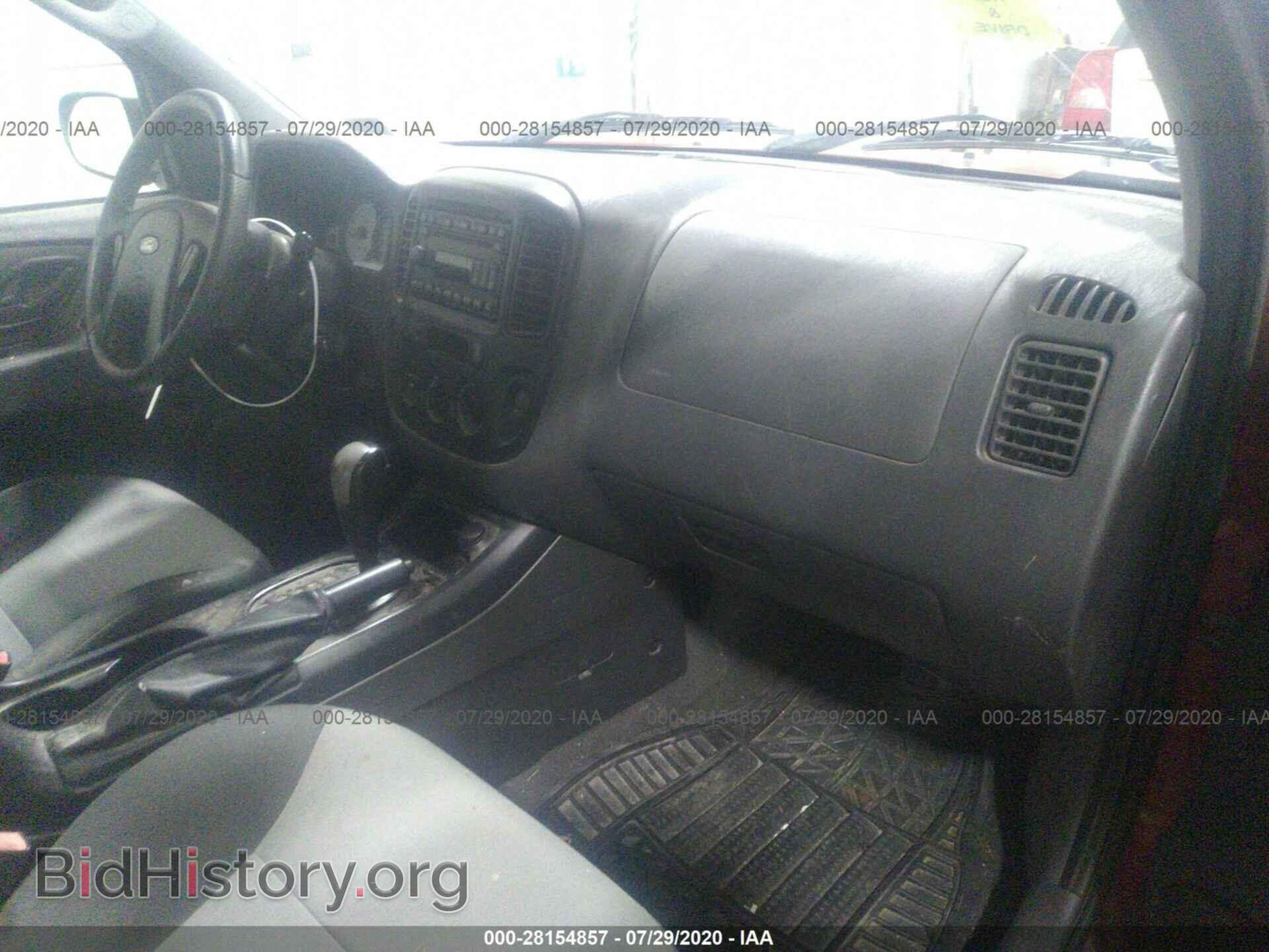 2007 FORD ESCAPE - VIN: 1FMYU92Z17KB79151 - Фото 5