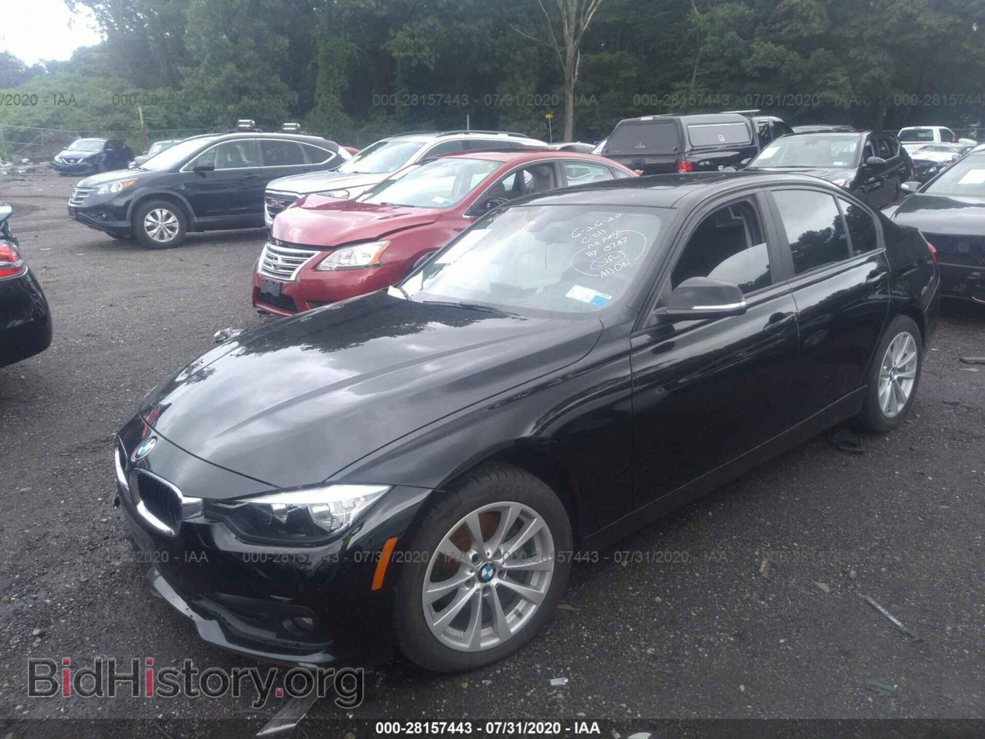2017 BMW 3 SERIES - VIN: WBA8A3C32HA066947 - Фото 2