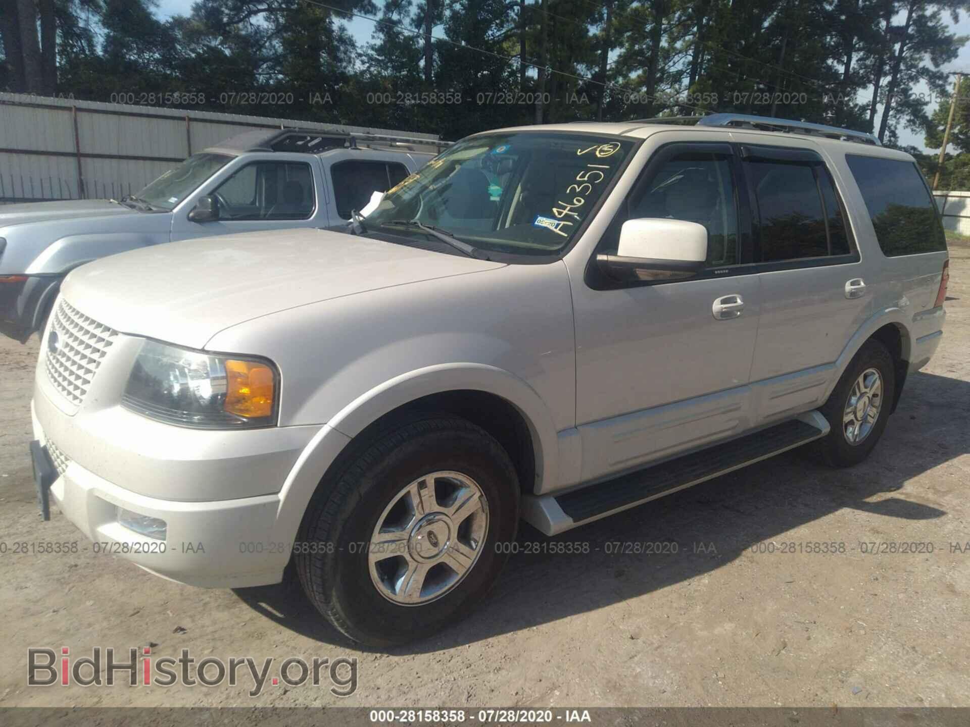 2005 FORD EXPEDITION - VIN: 1FMFU19595LA46351 - Фото 2