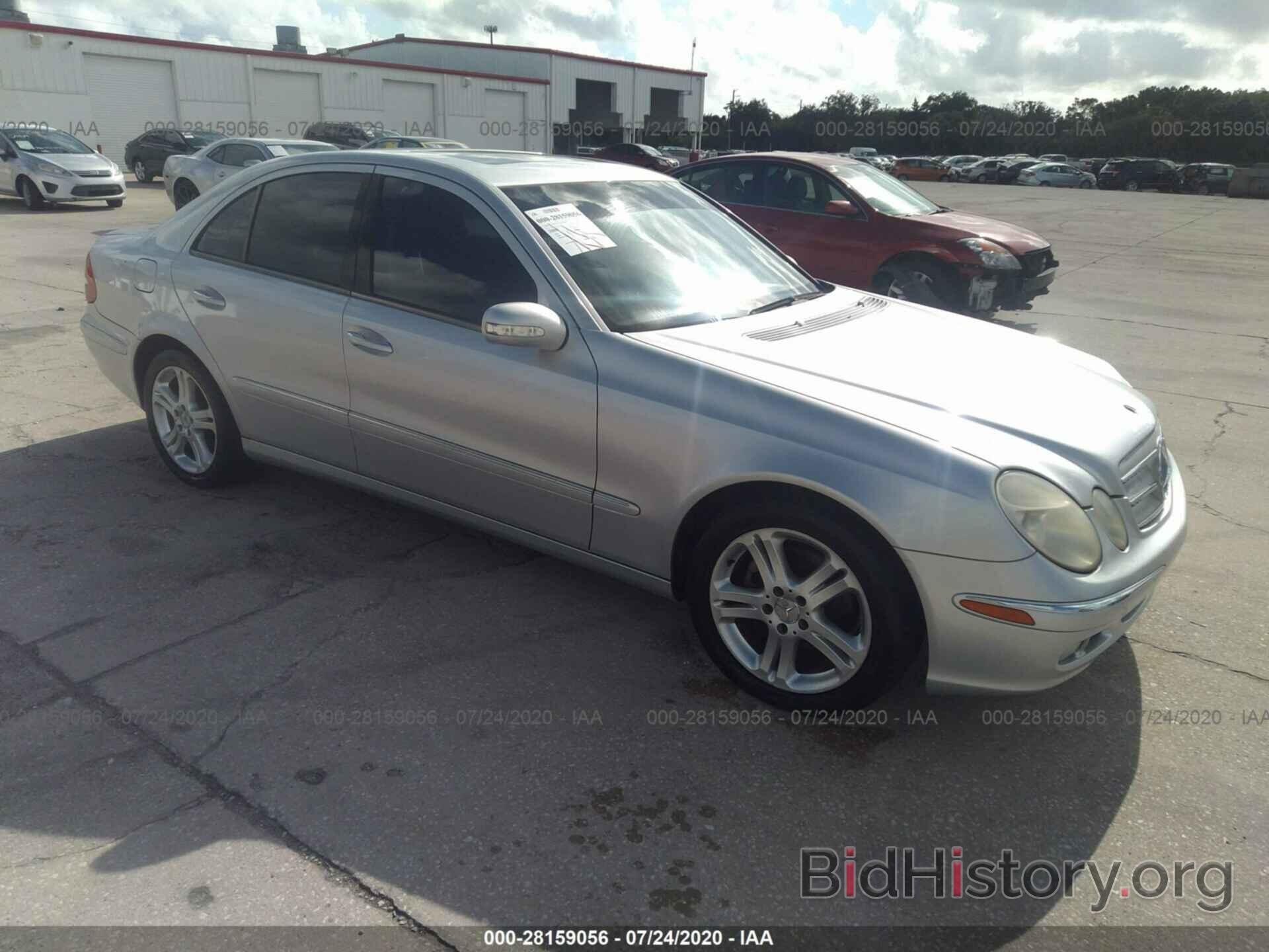 Photo WDBUF56J86A882372 - MERCEDES-BENZ E 2006