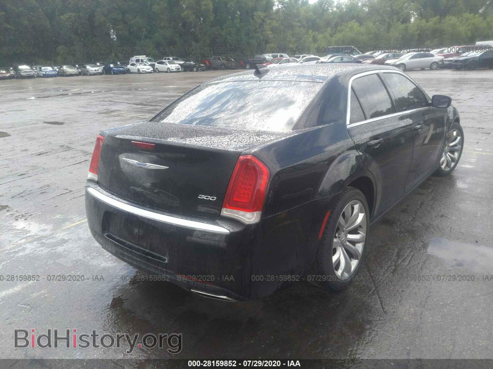 2018 CHRYSLER 300 - VIN: 2C3CCAAG5JH342048 - Фото 4