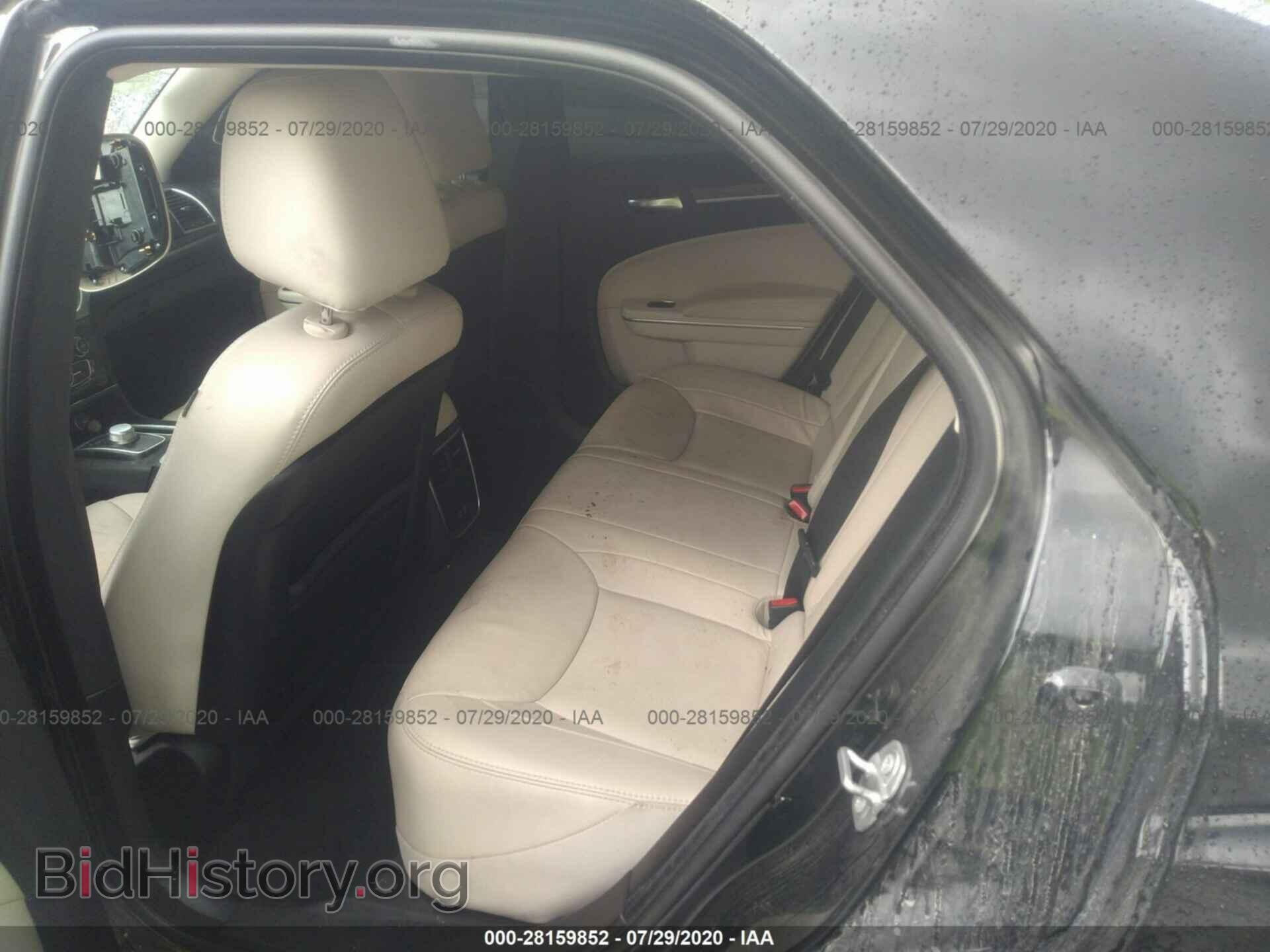 2018 CHRYSLER 300 - VIN: 2C3CCAAG5JH342048 - Фото 8