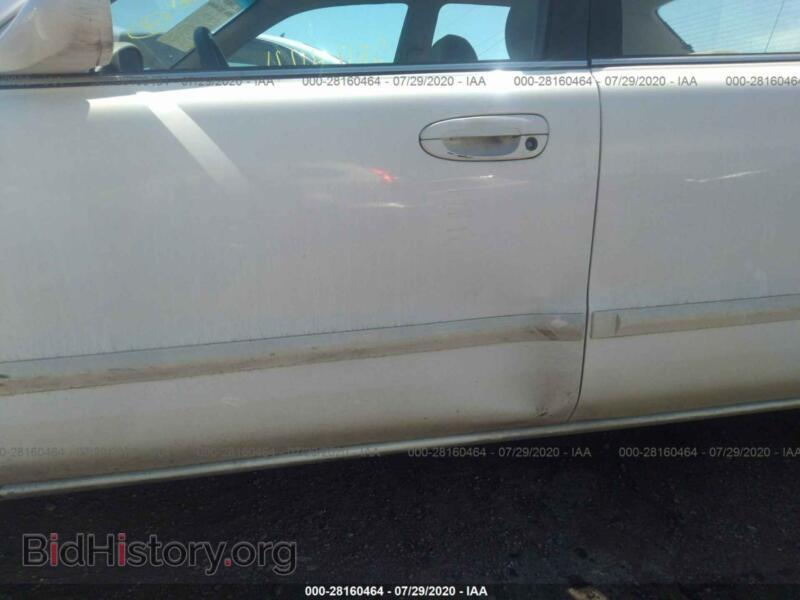 1998 Mazda 626 (VIN 1YVGF22C5W5704670) — photo 6 of 11