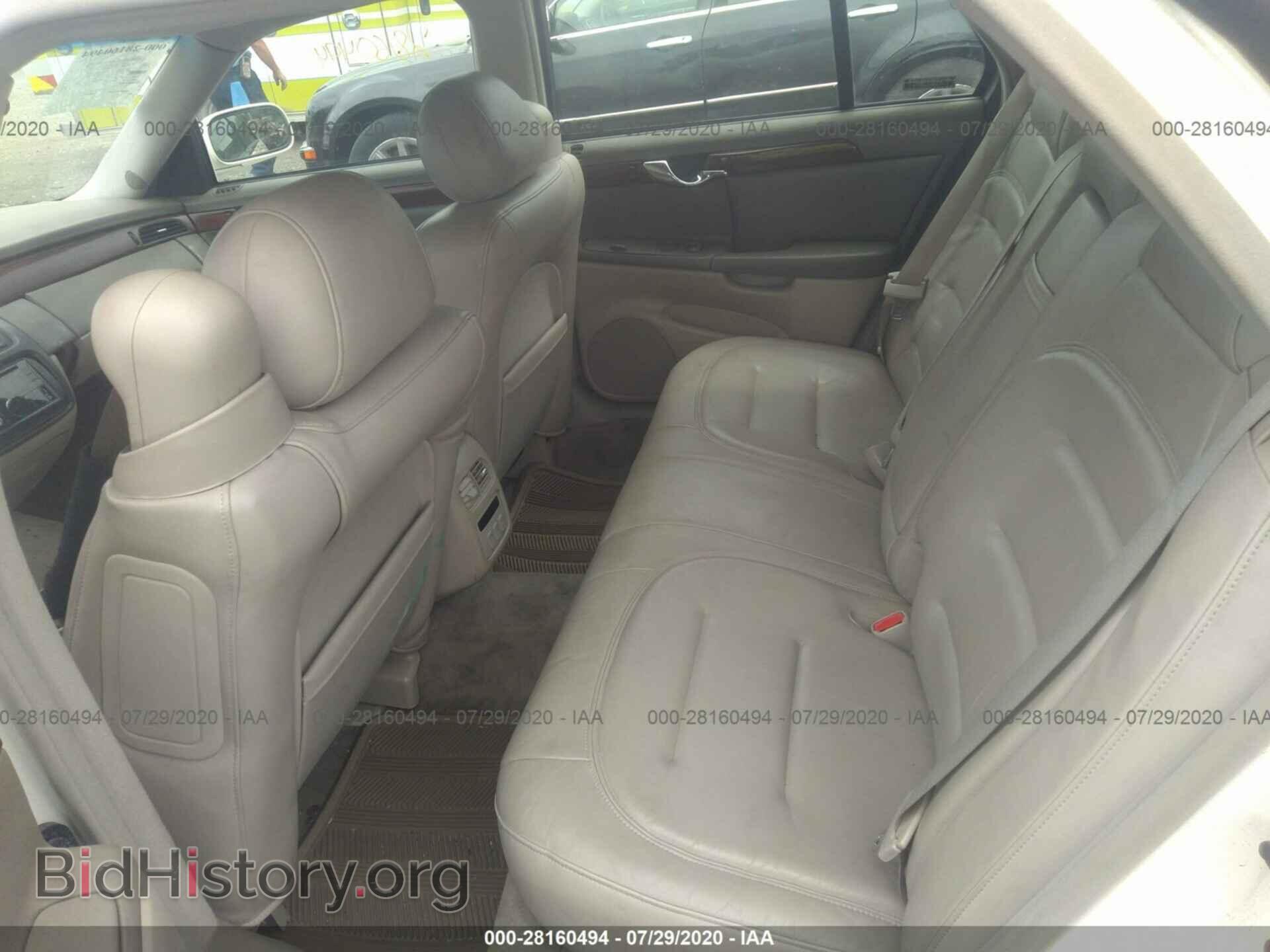 2000 CADILLAC DEVILLE - VIN: 1G6KD54Y2YU164898 - Photo 8