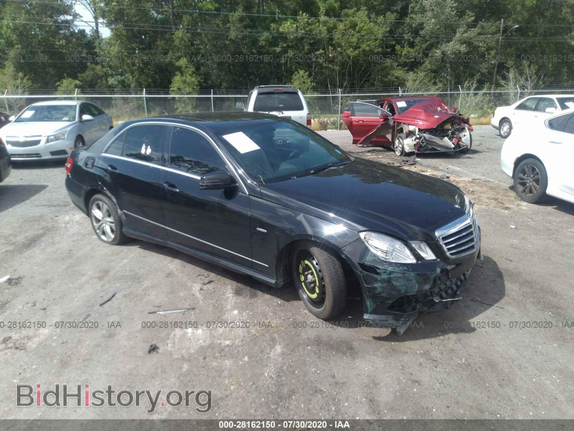Photo WDDHF8JB6CA537363 - MERCEDES-BENZ E-CLASS 2012