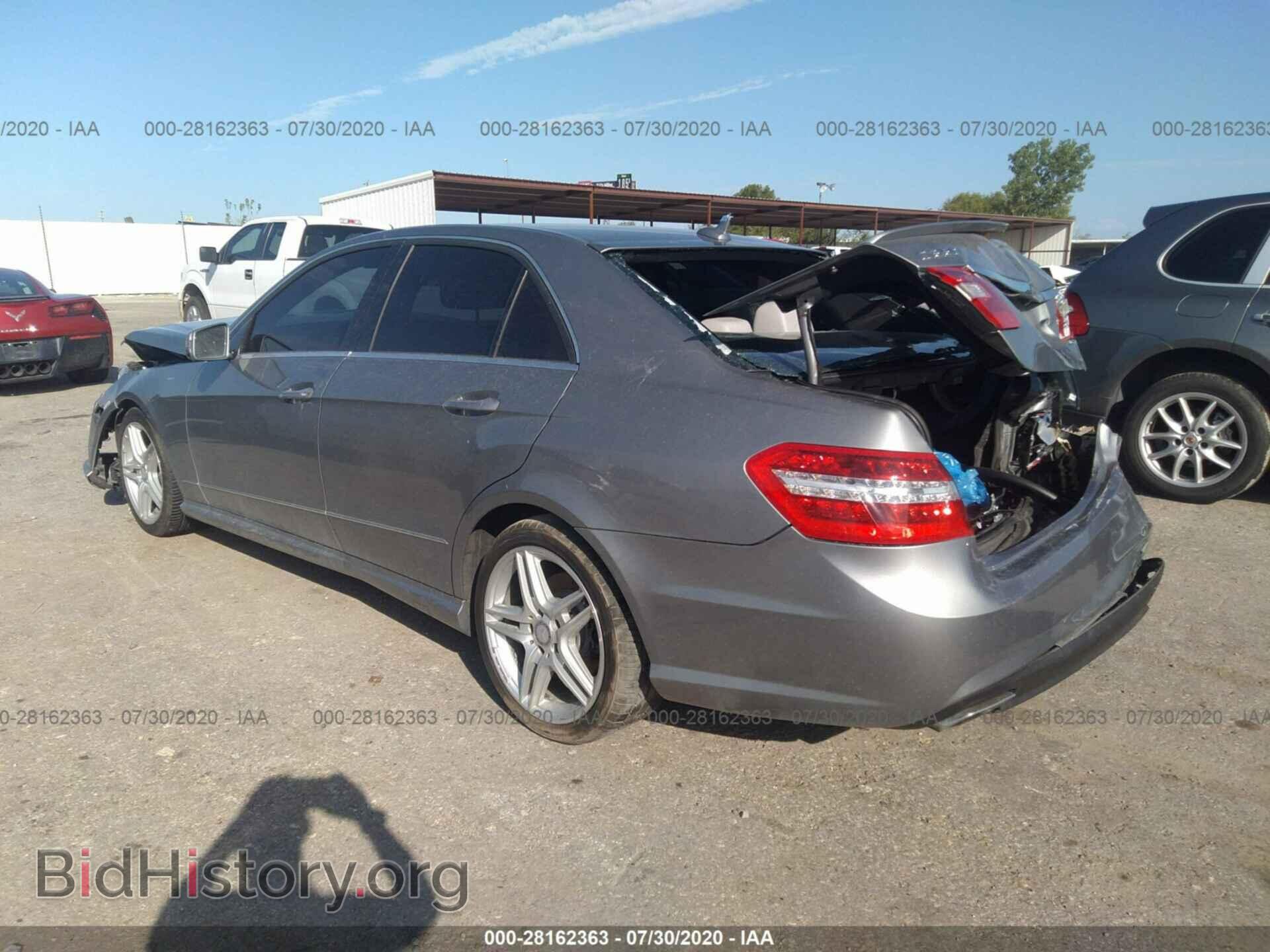 2011 MERCEDES-BENZ E-CLASS - VIN: WDDHF5GB2BA442416 - Фото 3