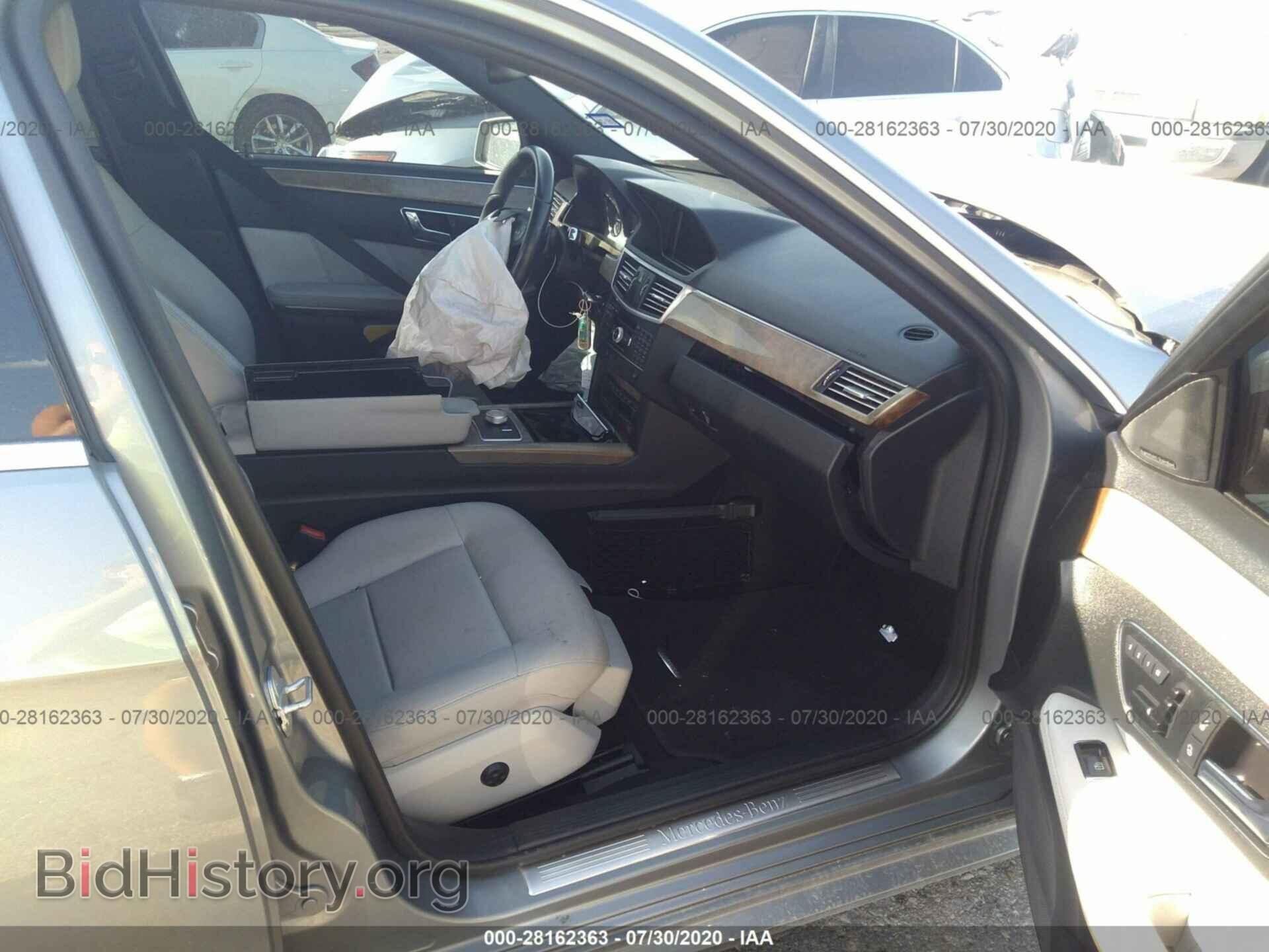 2011 MERCEDES-BENZ E-CLASS - VIN: WDDHF5GB2BA442416 - Фото 5