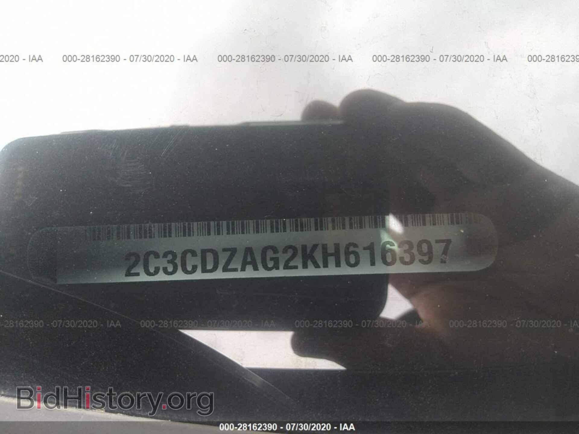 2019 DODGE CHALLENGER - VIN: 2C3CDZAG2KH616397 - Фото 9
