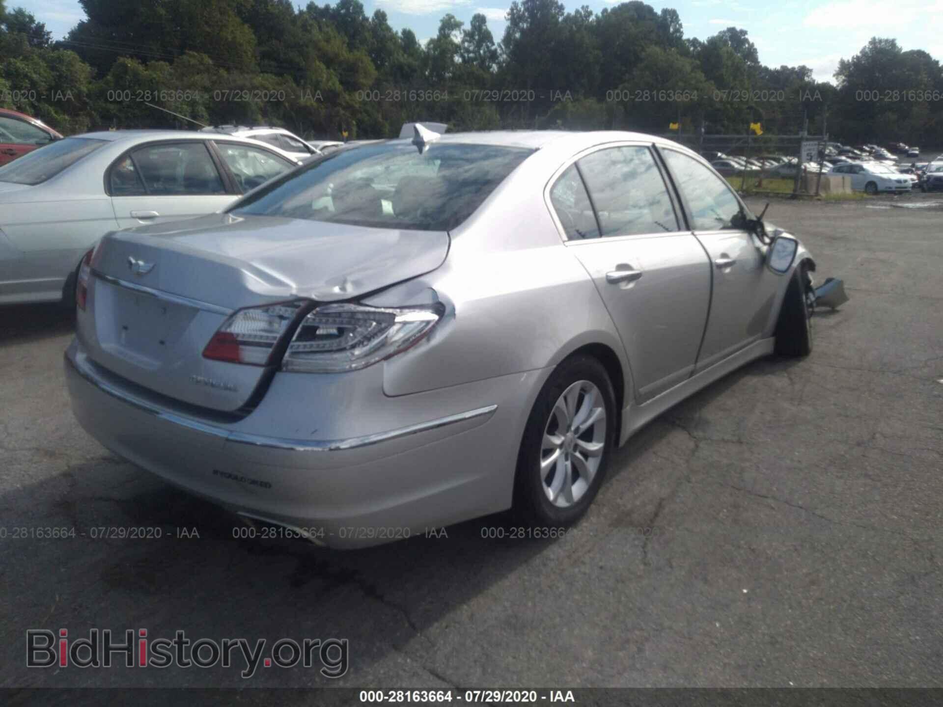 2013 HYUNDAI GENESIS - VIN: KMHGC4DD6DU230355 - Фото 4