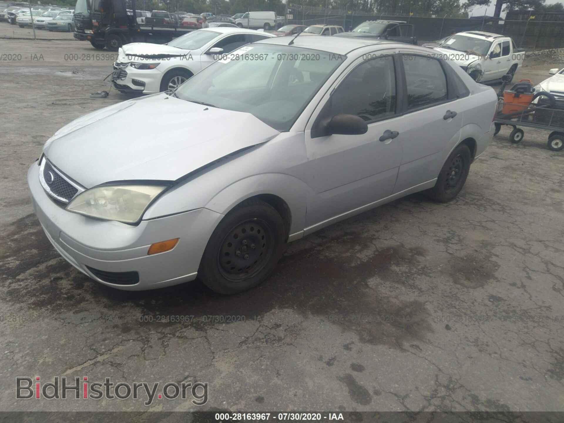 2007 FORD FOCUS - VIN: 1FAFP34N97W145614 - Фото 2