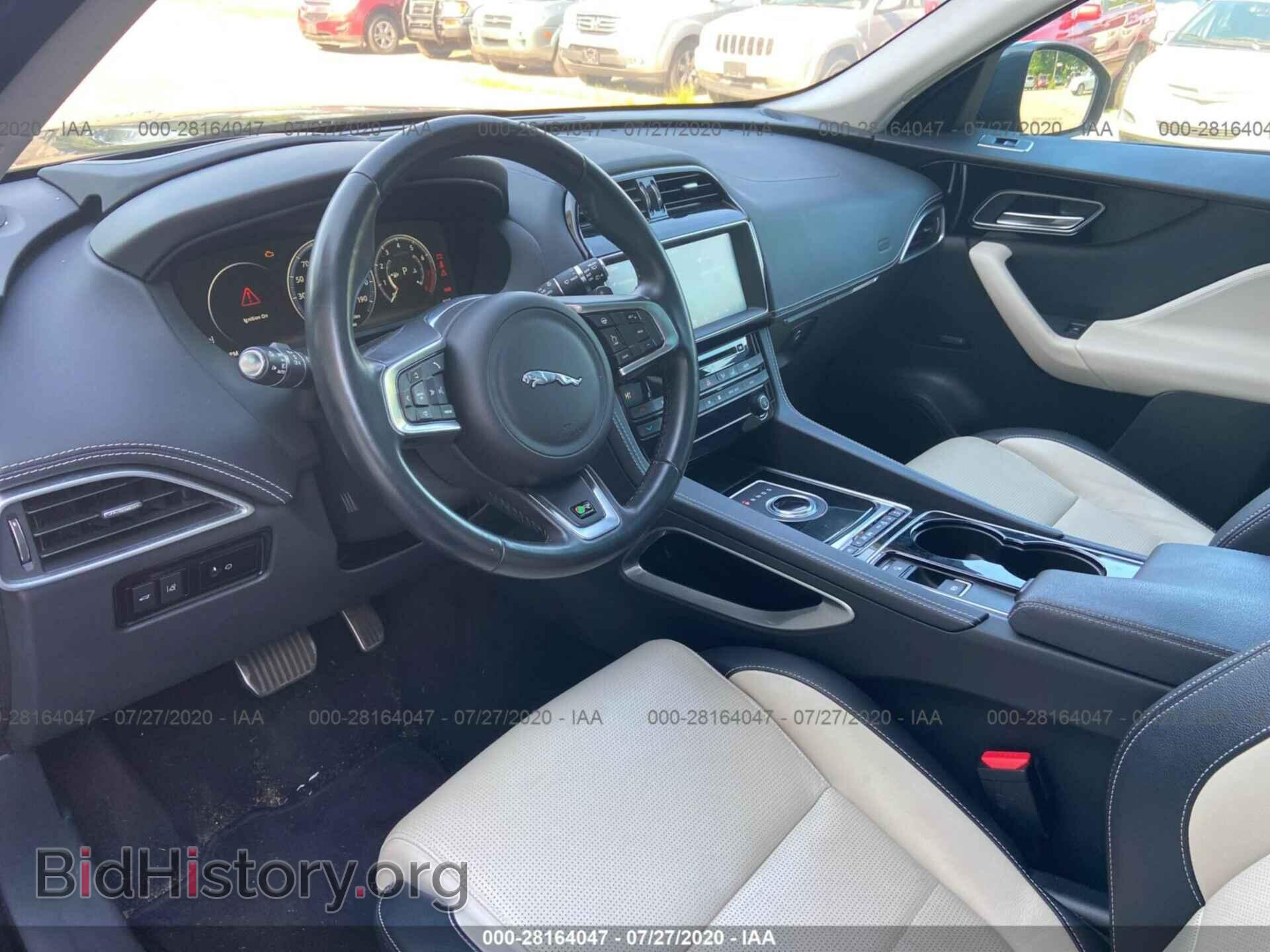 2017 JAGUAR F-PACE - VIN: SADCL2BV9HA061396 - Фото 6
