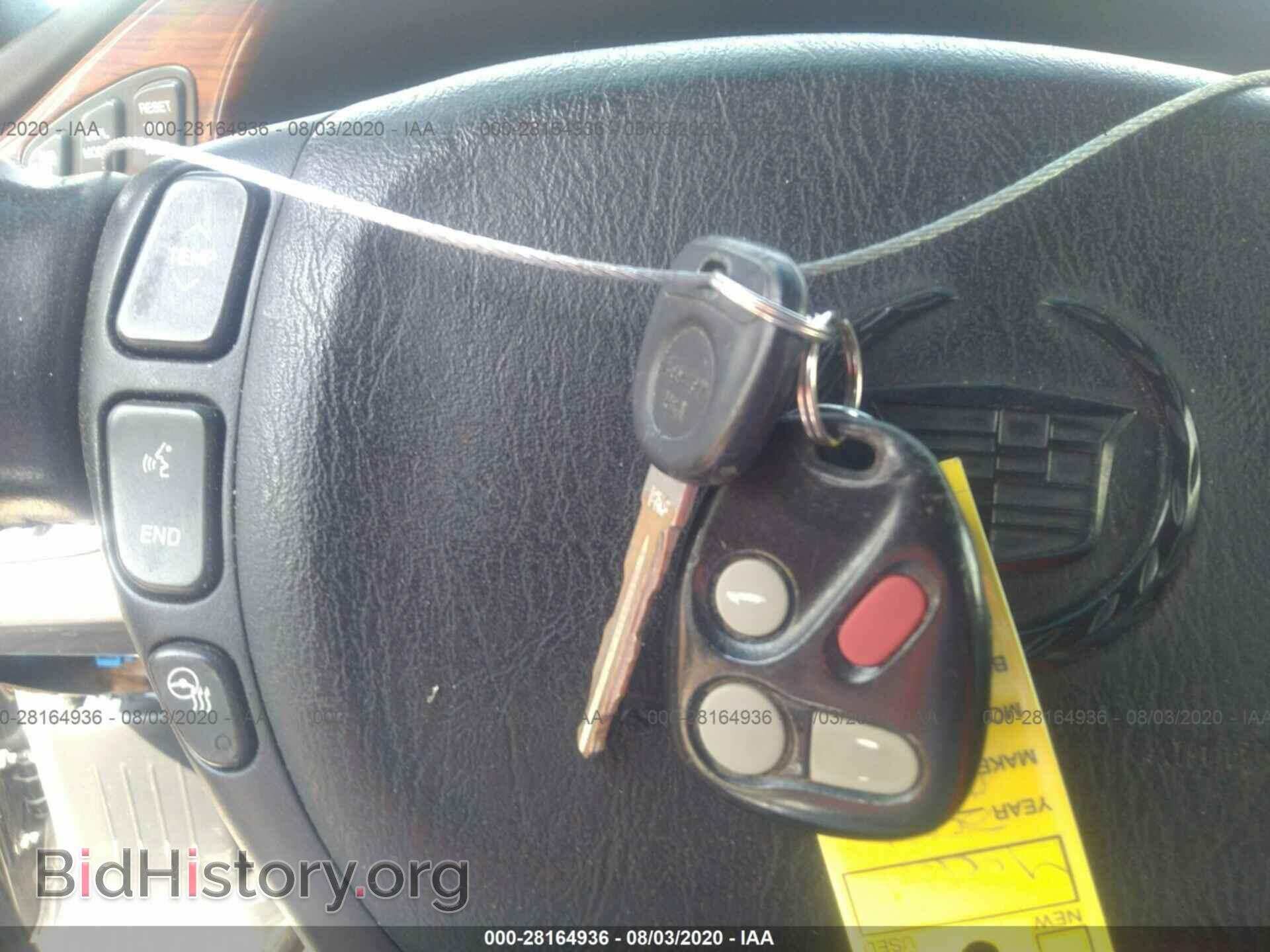 2004 CADILLAC DEVILLE - VIN: 1G6KD57Y54U210469 - Photo 11