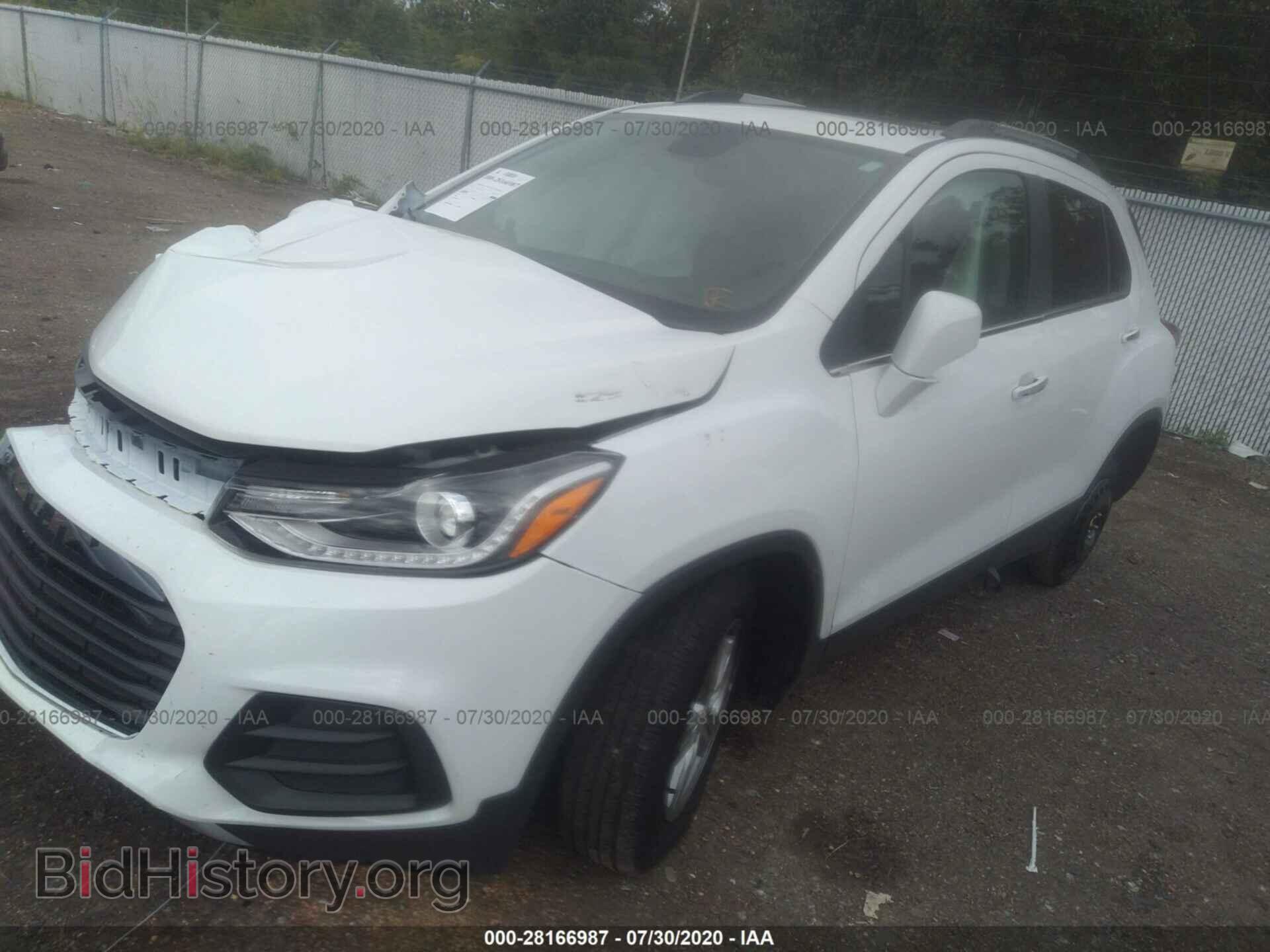 2019 CHEVROLET TRAX - VIN: 3GNCJLSB3KL391393 - Фото 2