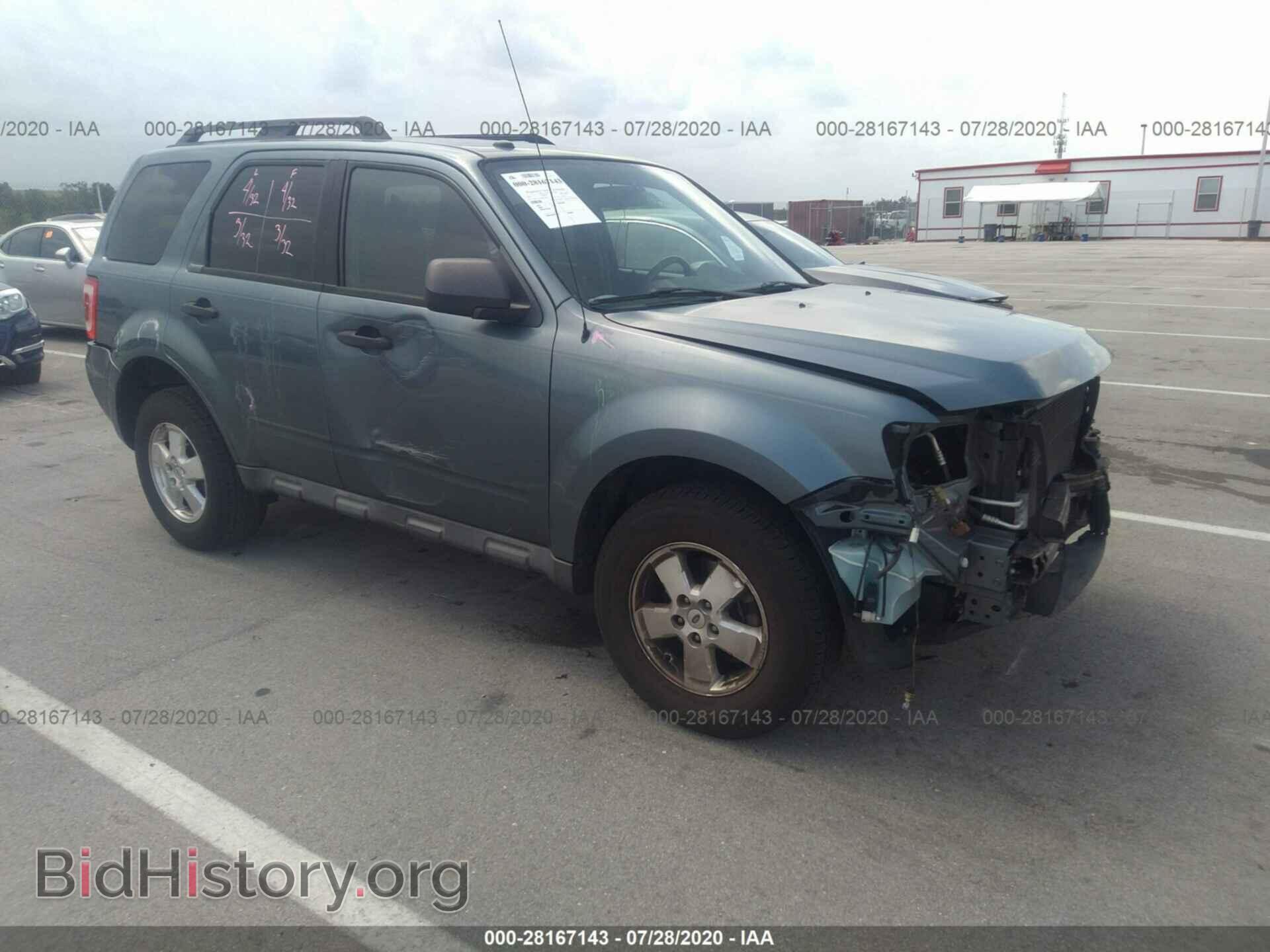 Фотография 1FMCU0DG3BKC09051 - FORD ESCAPE 2011