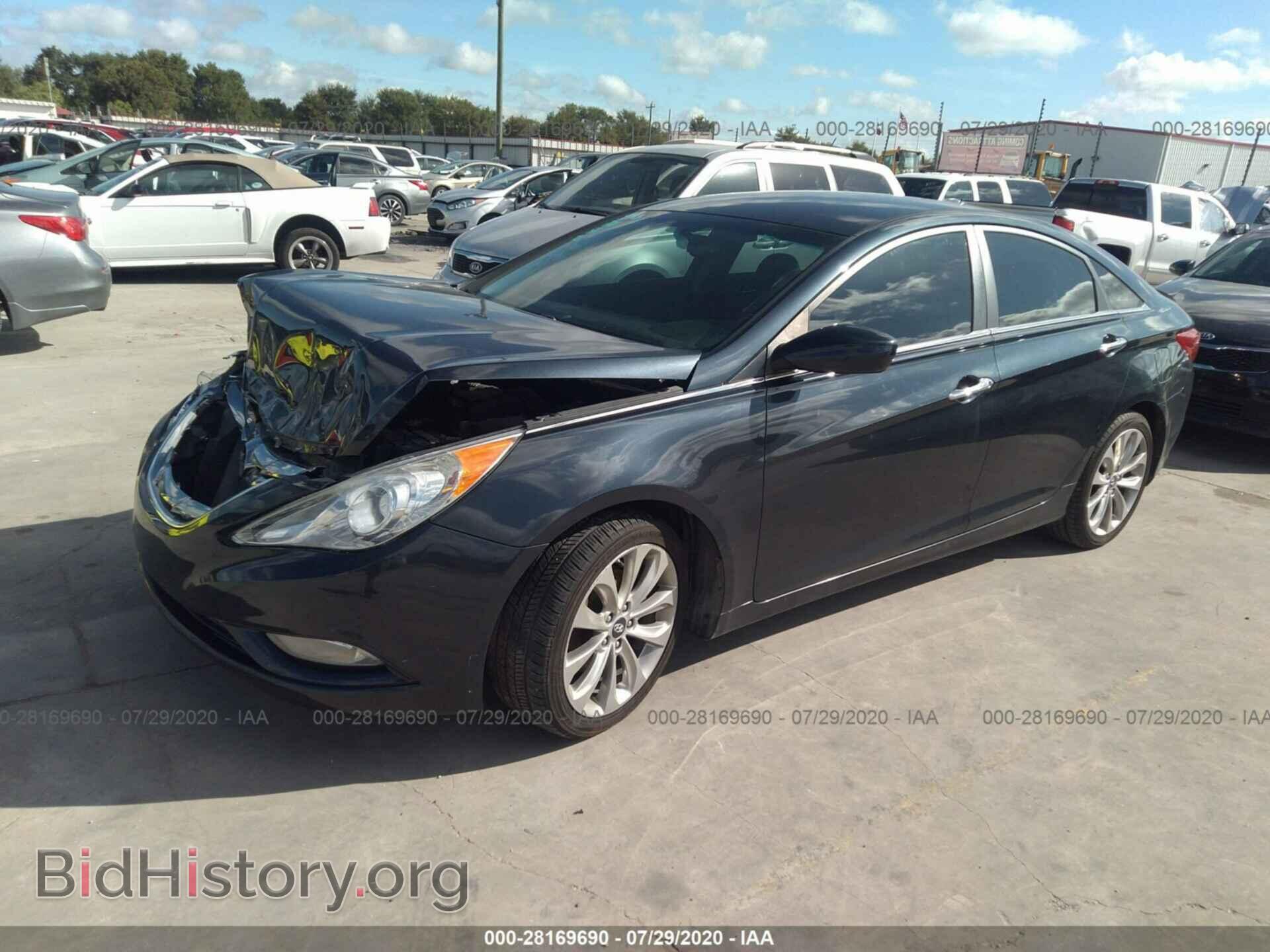2013 HYUNDAI SONATA - VIN: 5NPEC4AC7DH585939 - Фото 2