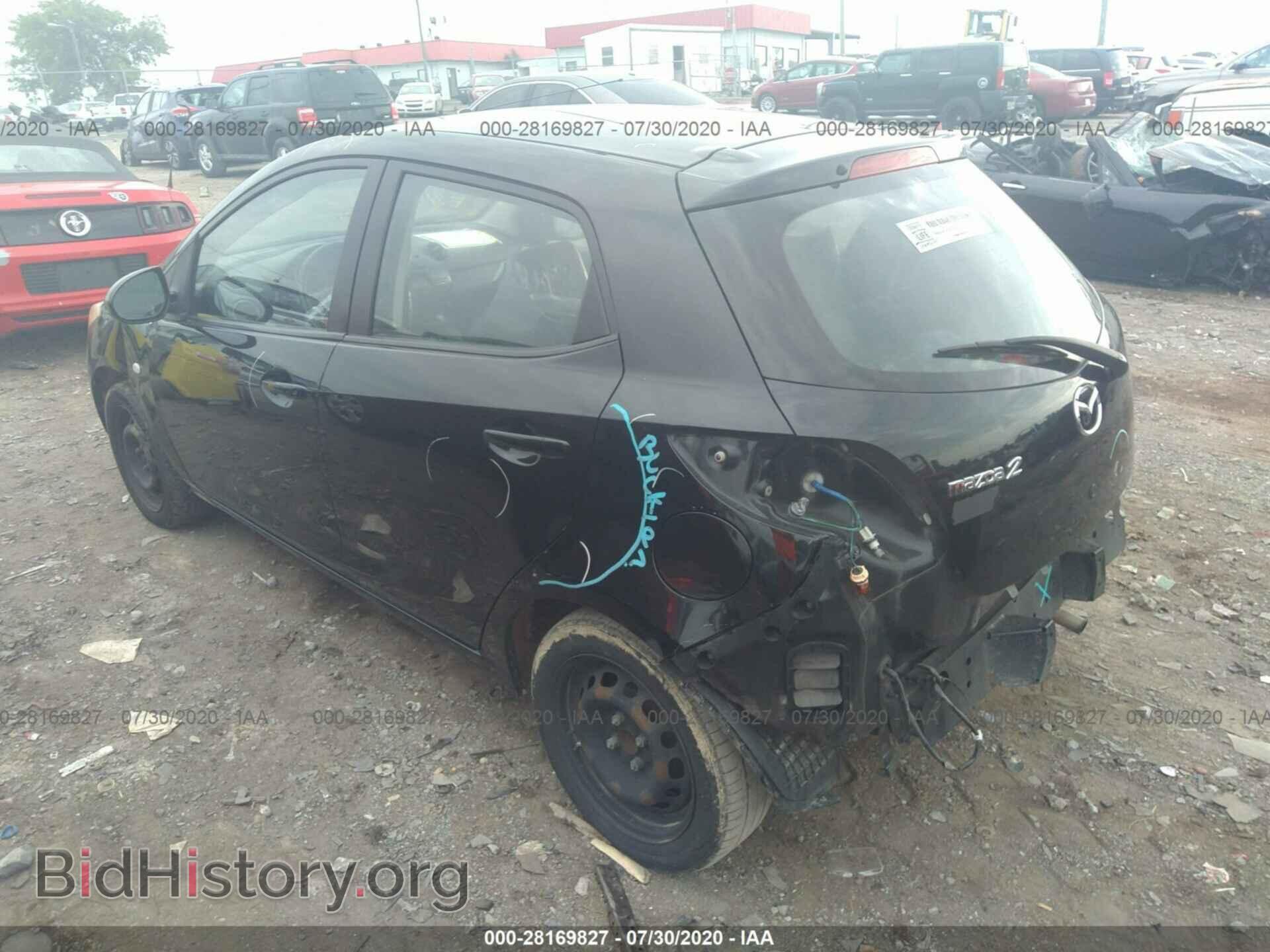 2014 MAZDA MAZDA2 - VIN: JM1DE1KY6E0177607 - Фото 3