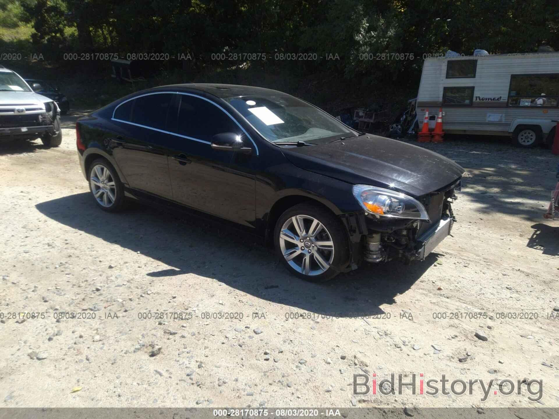 Photo YV1902FH0C2120724 - VOLVO S60 2012