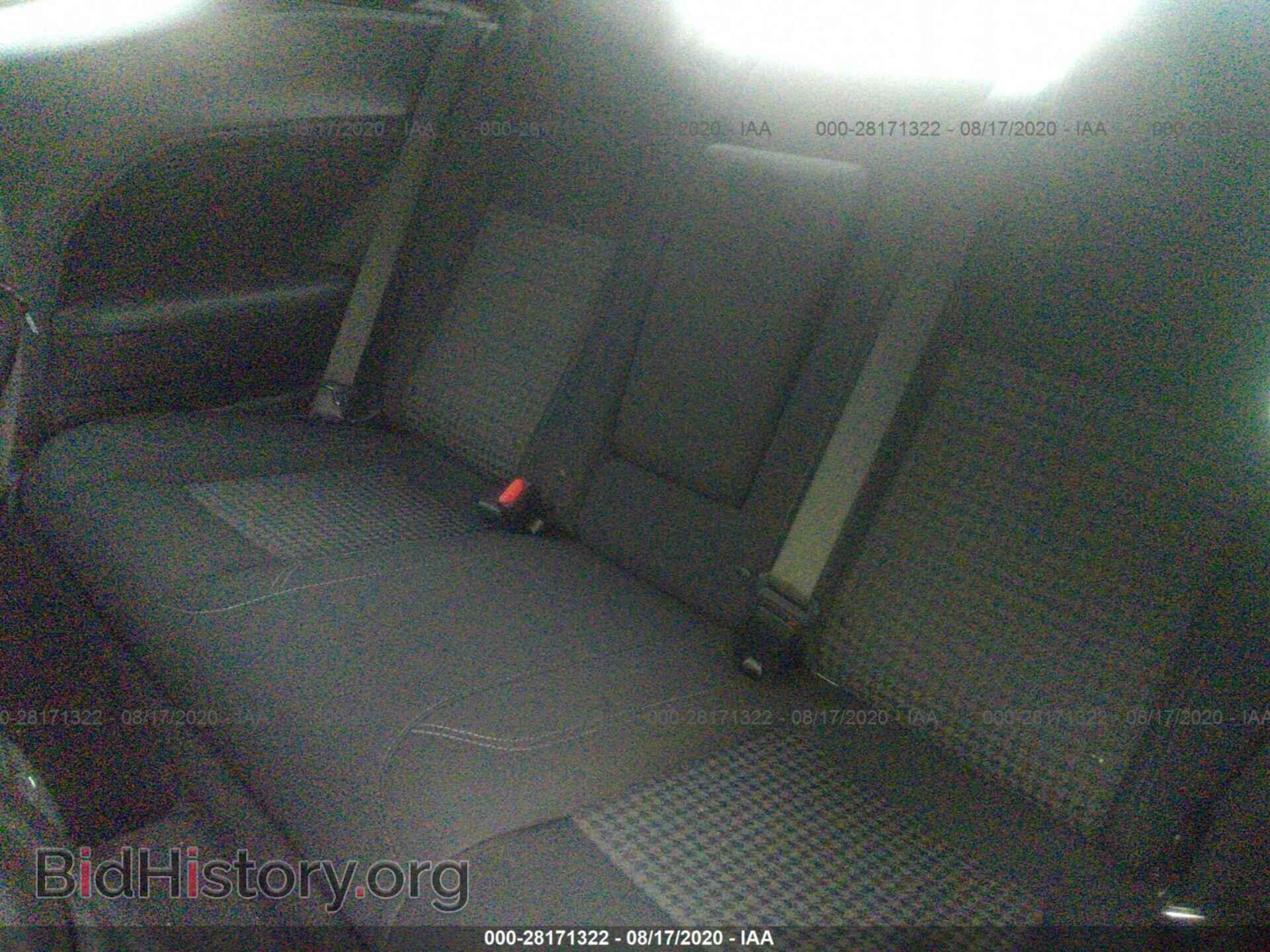2019 DODGE CHALLENGER - VIN: 2C3CDZAG3KH744695 - Фото 8