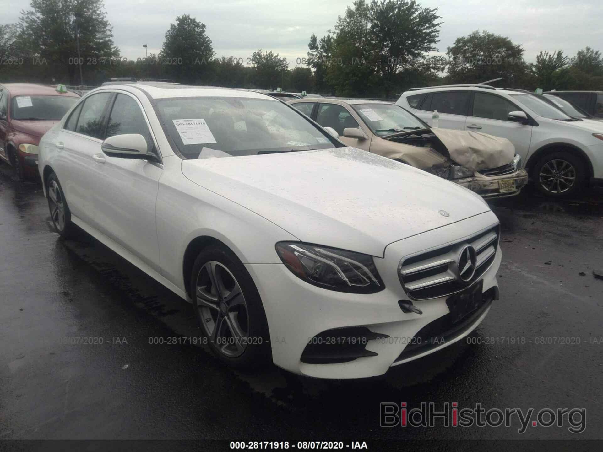 Photo WDDZF4KB2HA174417 - MERCEDES-BENZ E-CLASS 2017