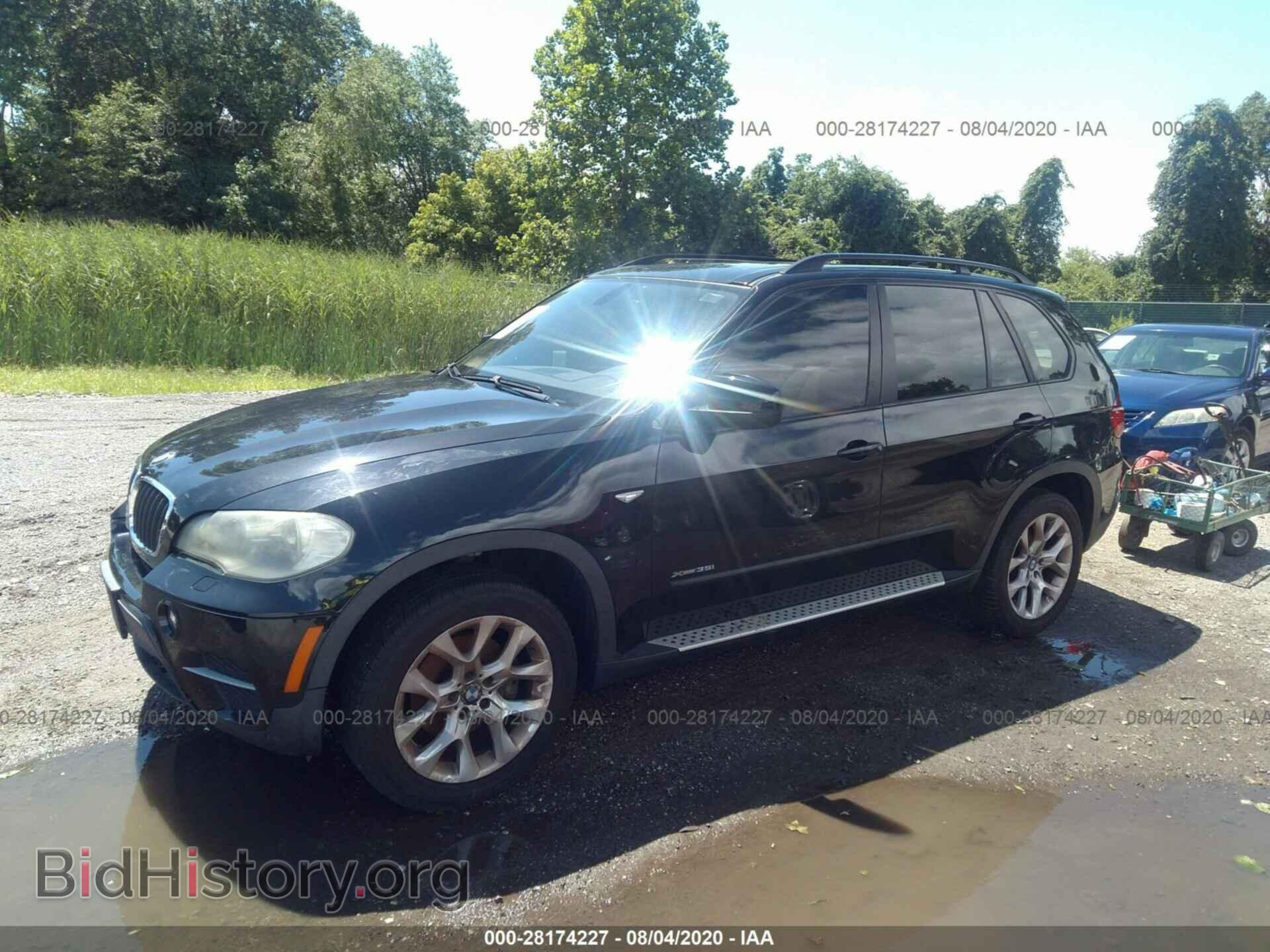 2011 BMW X5 - VIN: 5UXZV4C52BL409978 - Фото 2