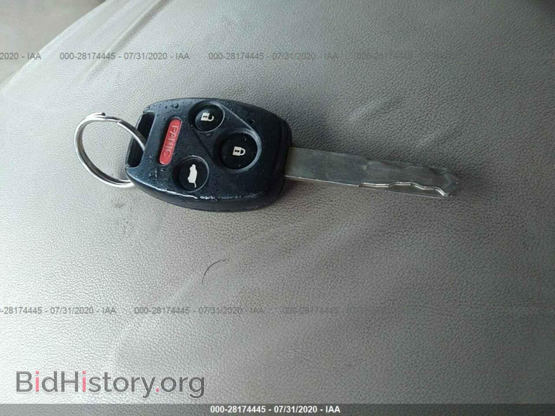 2011 HONDA PILOT - VIN: 5FNYF3H96BB021168 - Фото 11