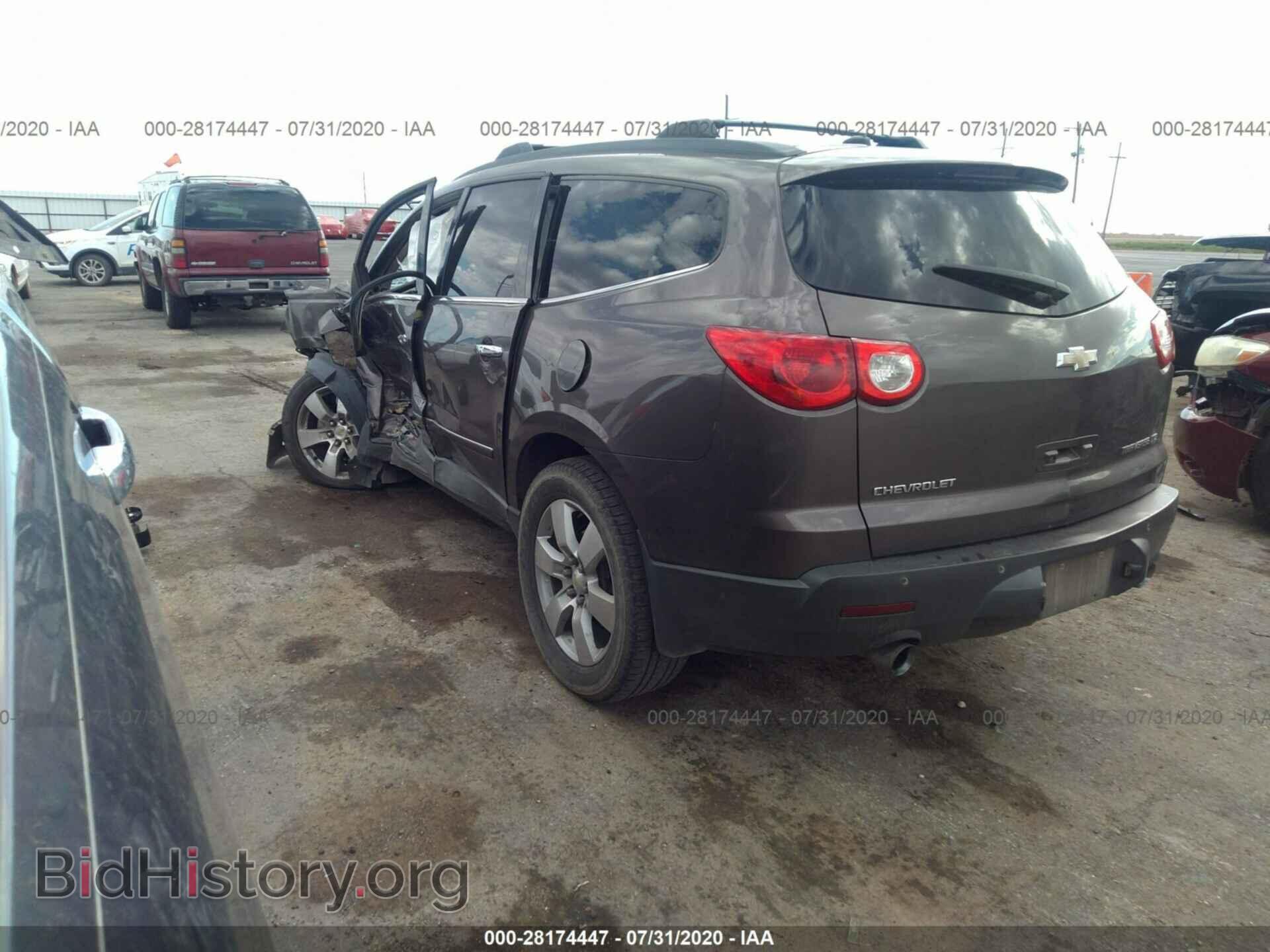 2009 CHEVROLET TRAVERSE - VIN: 1GNER33D89S176802 - Фото 3