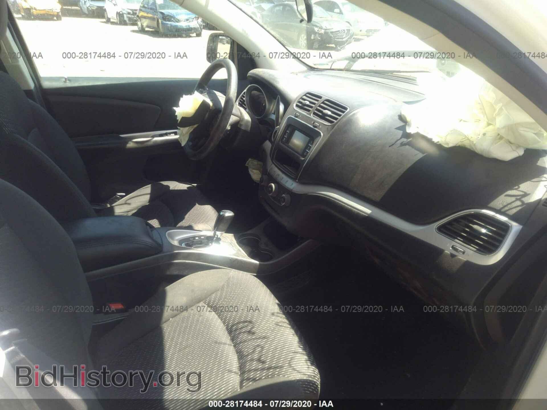 2017 DODGE JOURNEY - VIN: 3C4PDCBG8HT511565 - Фото 5