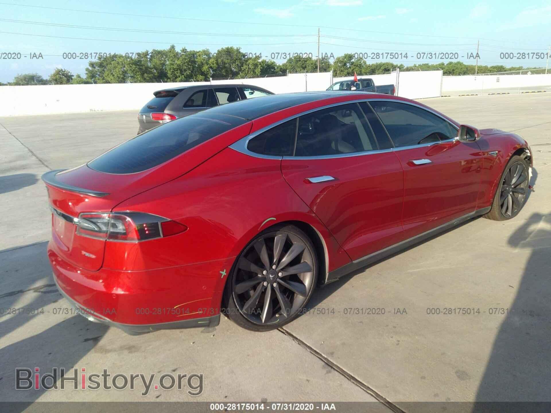 2015 TESLA MODEL S - VIN: 5YJSA1H2XFFP74025 - Photo 4