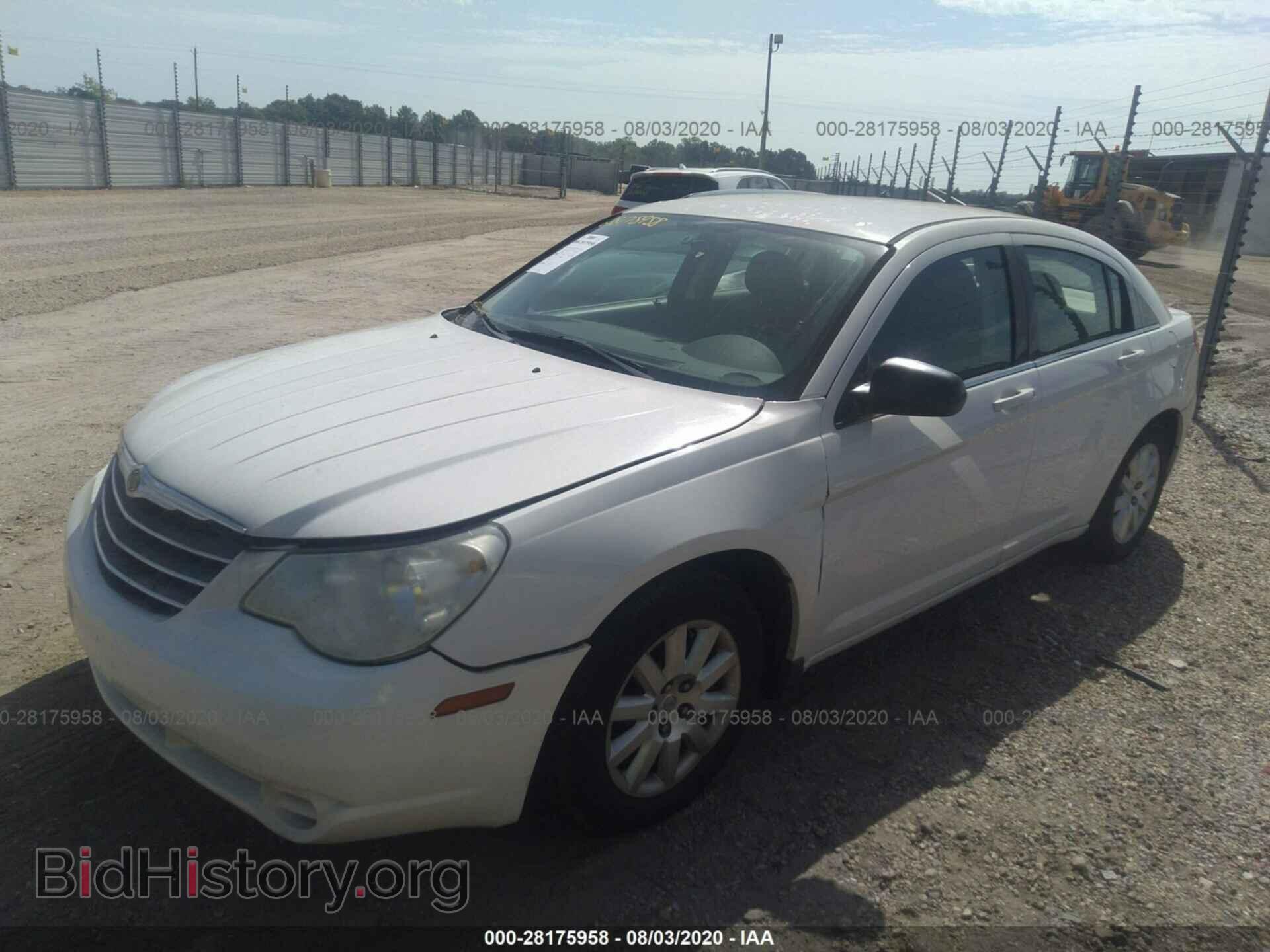 2009 CHRYSLER SEBRING - VIN: 1C3LC46B69N533432 - Фото 2