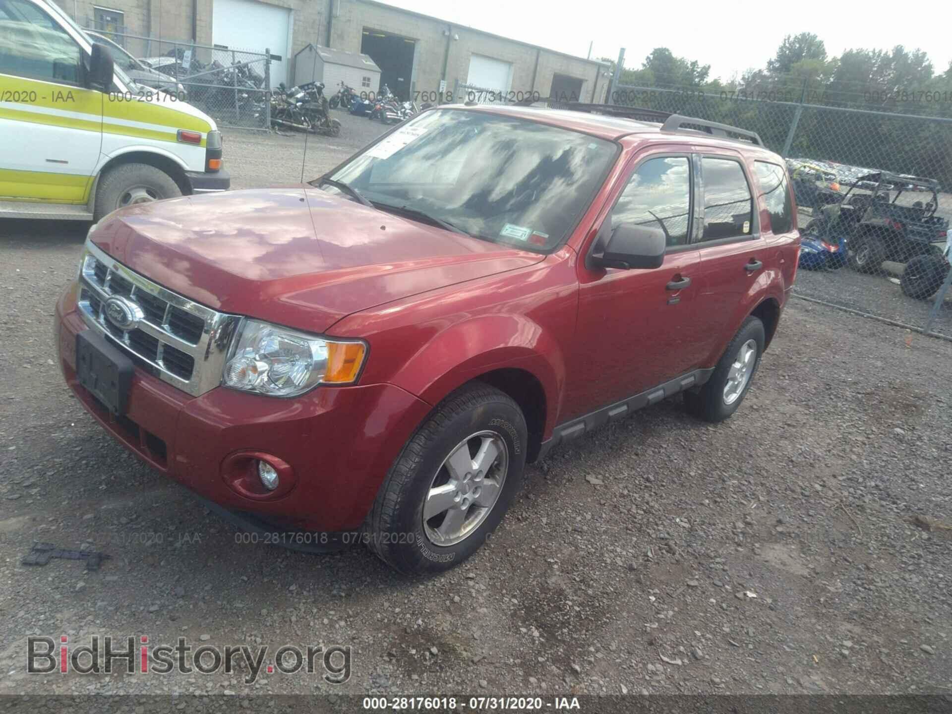 2012 FORD ESCAPE - VIN: 1FMCU9D73CKA26738 - Photo 2