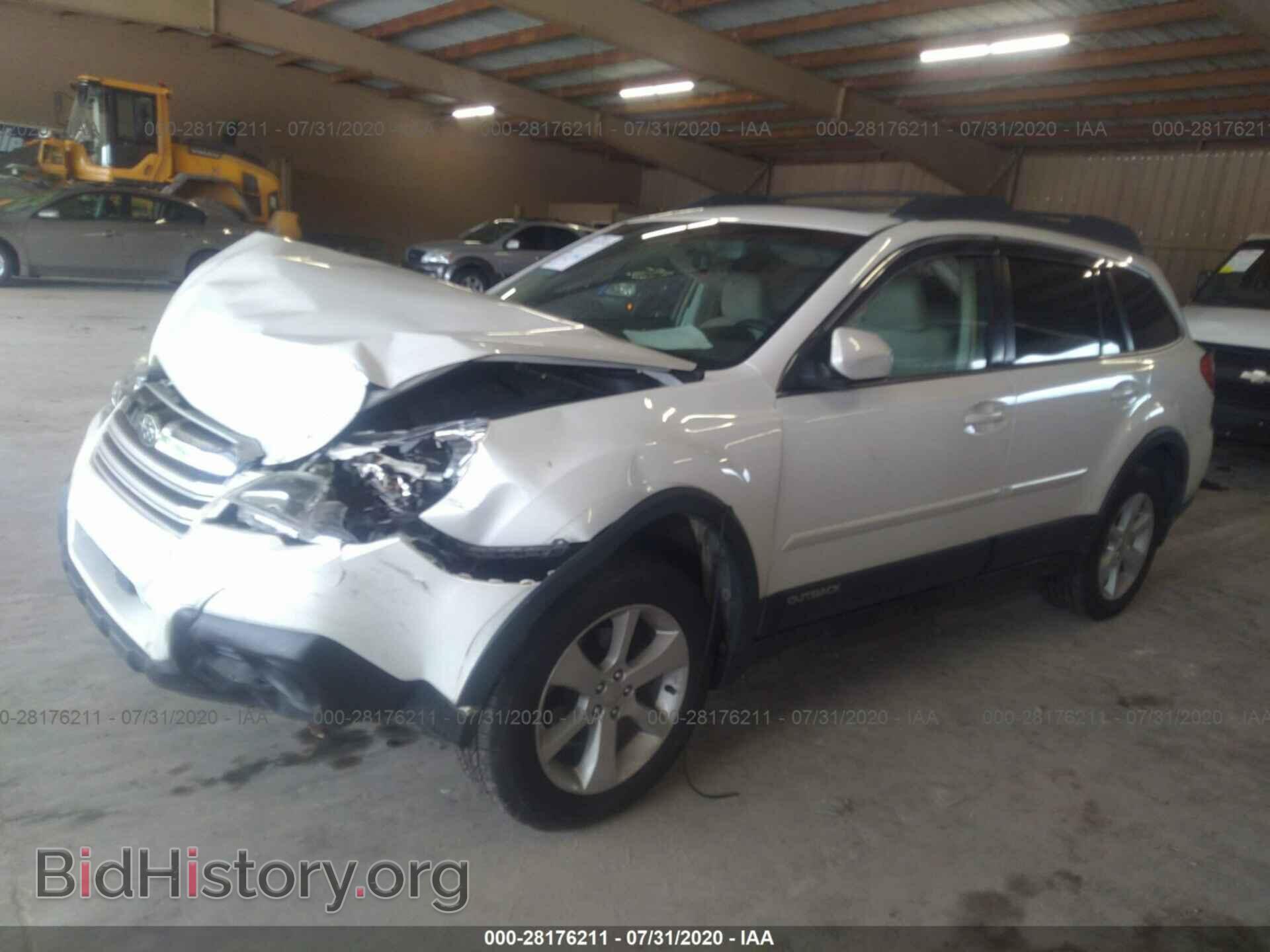 2014 SUBARU OUTBACK - VIN: 4S4BRCDC3E3274668 - Фото 2