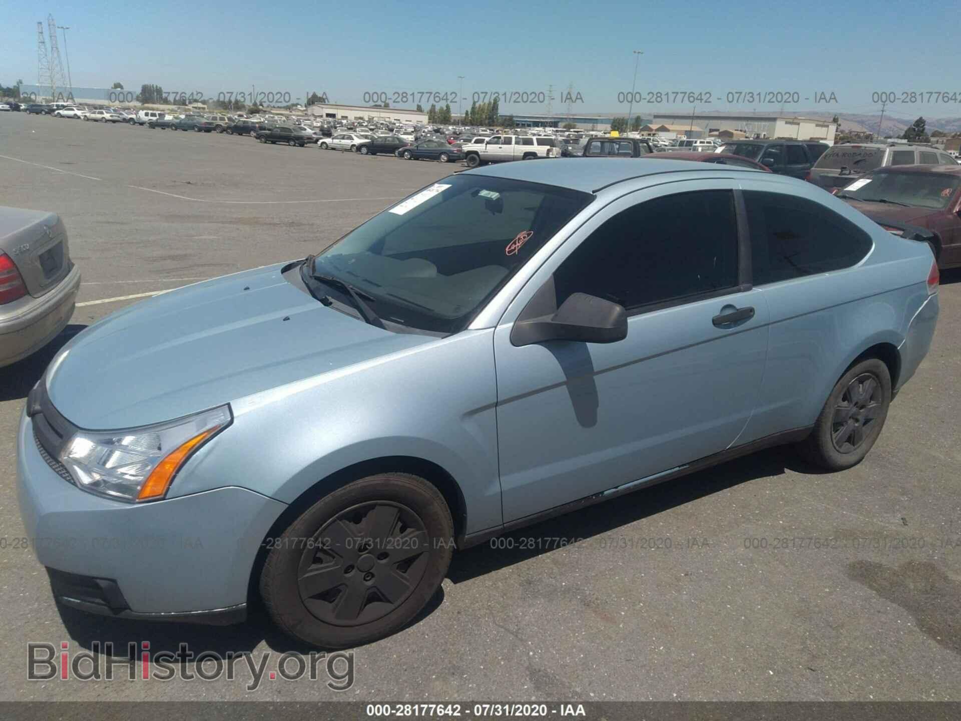2008 FORD FOCUS - VIN: 1FAHP32N58W174508 - Фото 2