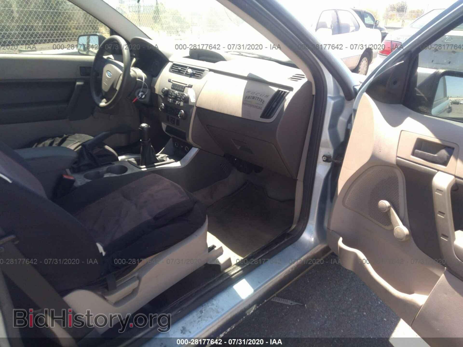 2008 FORD FOCUS - VIN: 1FAHP32N58W174508 - Фото 5