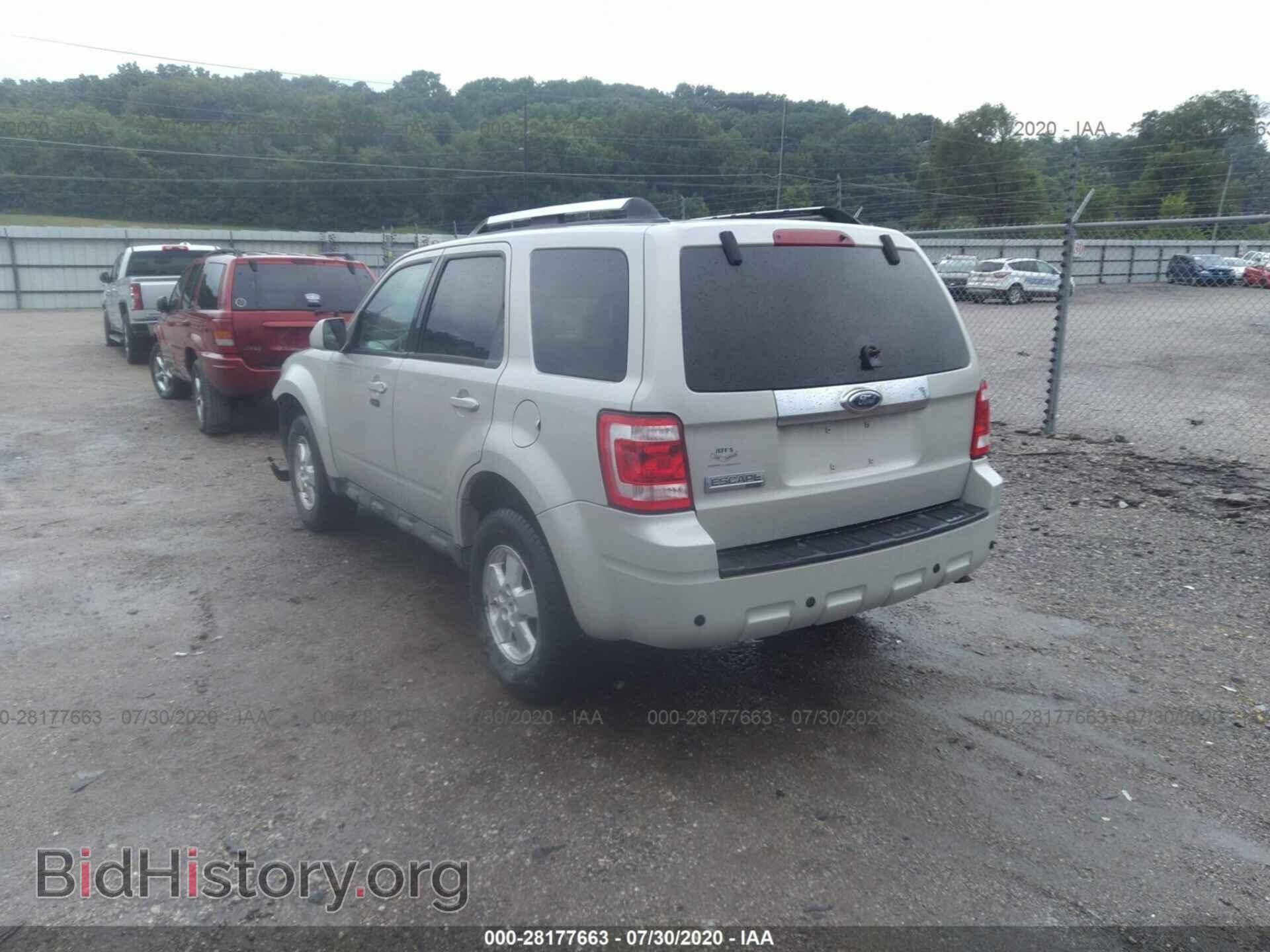 2009 FORD ESCAPE - VIN: 1FMCU04759KB10662 - Фото 3