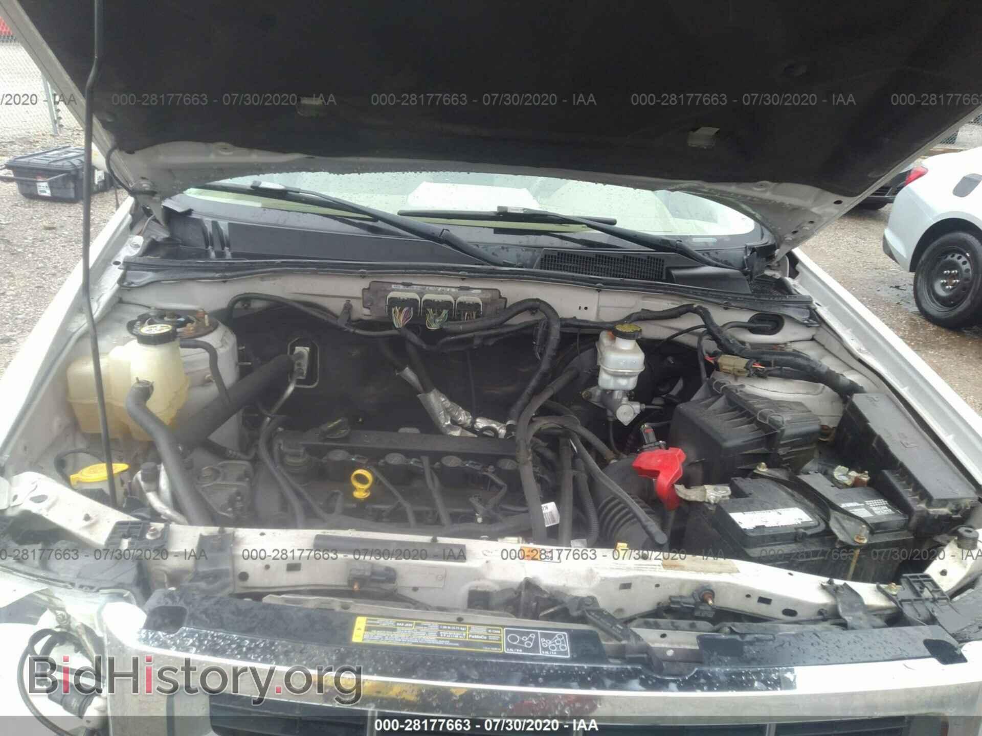 2009 FORD ESCAPE - VIN: 1FMCU04759KB10662 - Фото 10