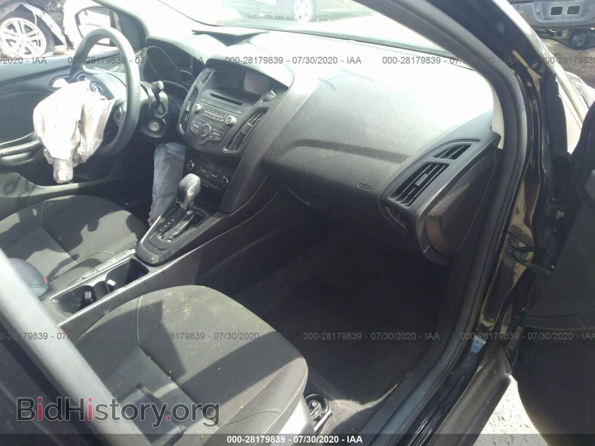 2017 FORD FOCUS - VIN: 1FADP3F27HL312100 - Photo 5