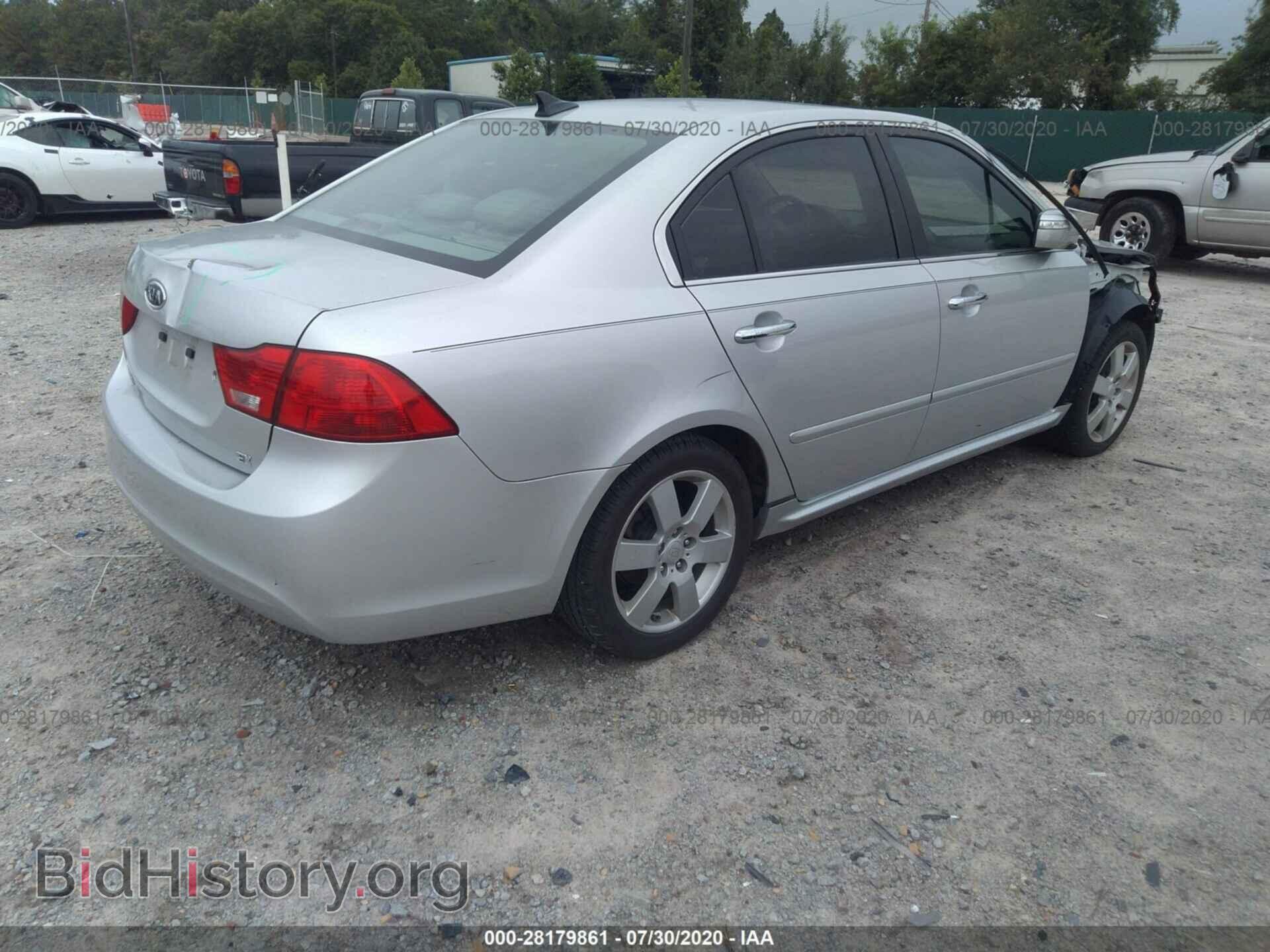 2009 KIA OPTIMA - VIN: KNAGE228195335411 - Фото 4